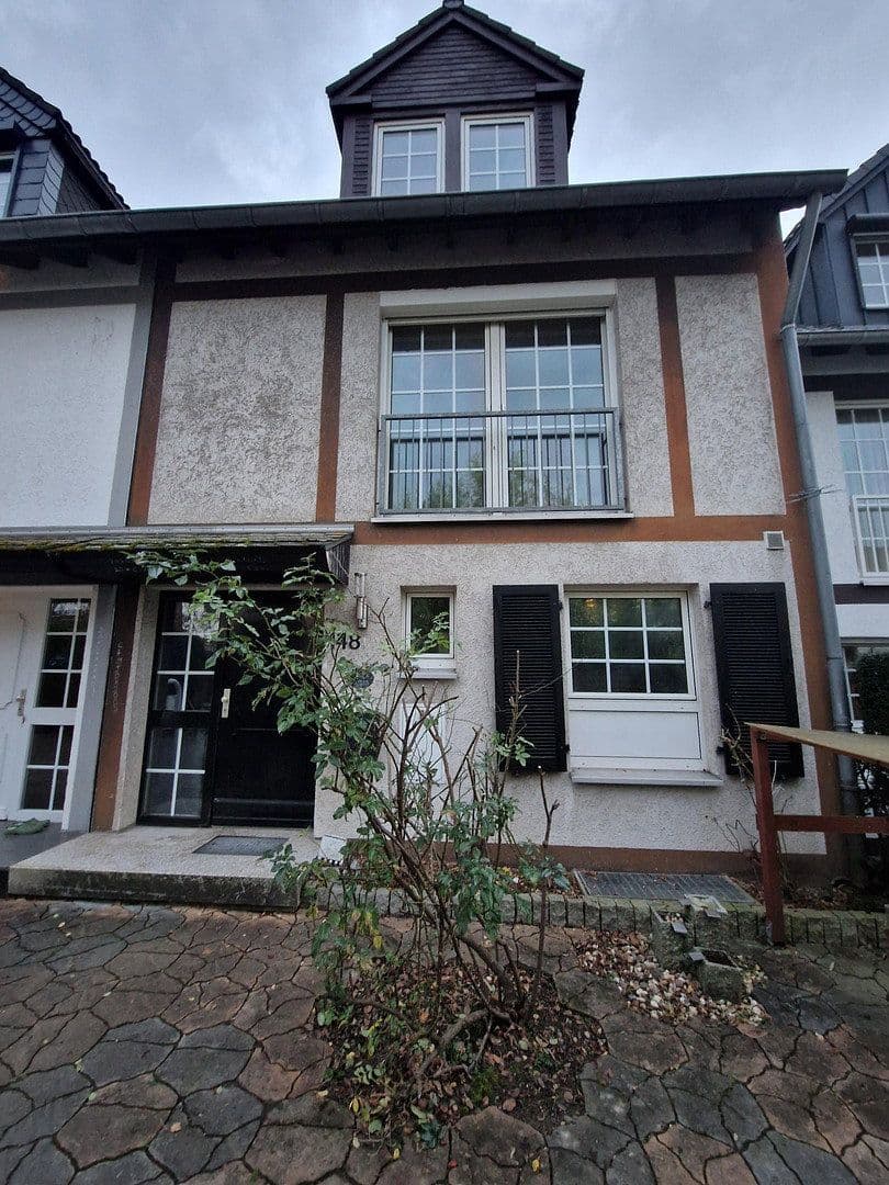 Predaj domu 140 m², pozemek 190 m², Ratingen, Severné Porýnie - Westfálsko Predaj domu 140 m², pozemek 190 m², Ratingen, Severné Porýnie - Westfálsko