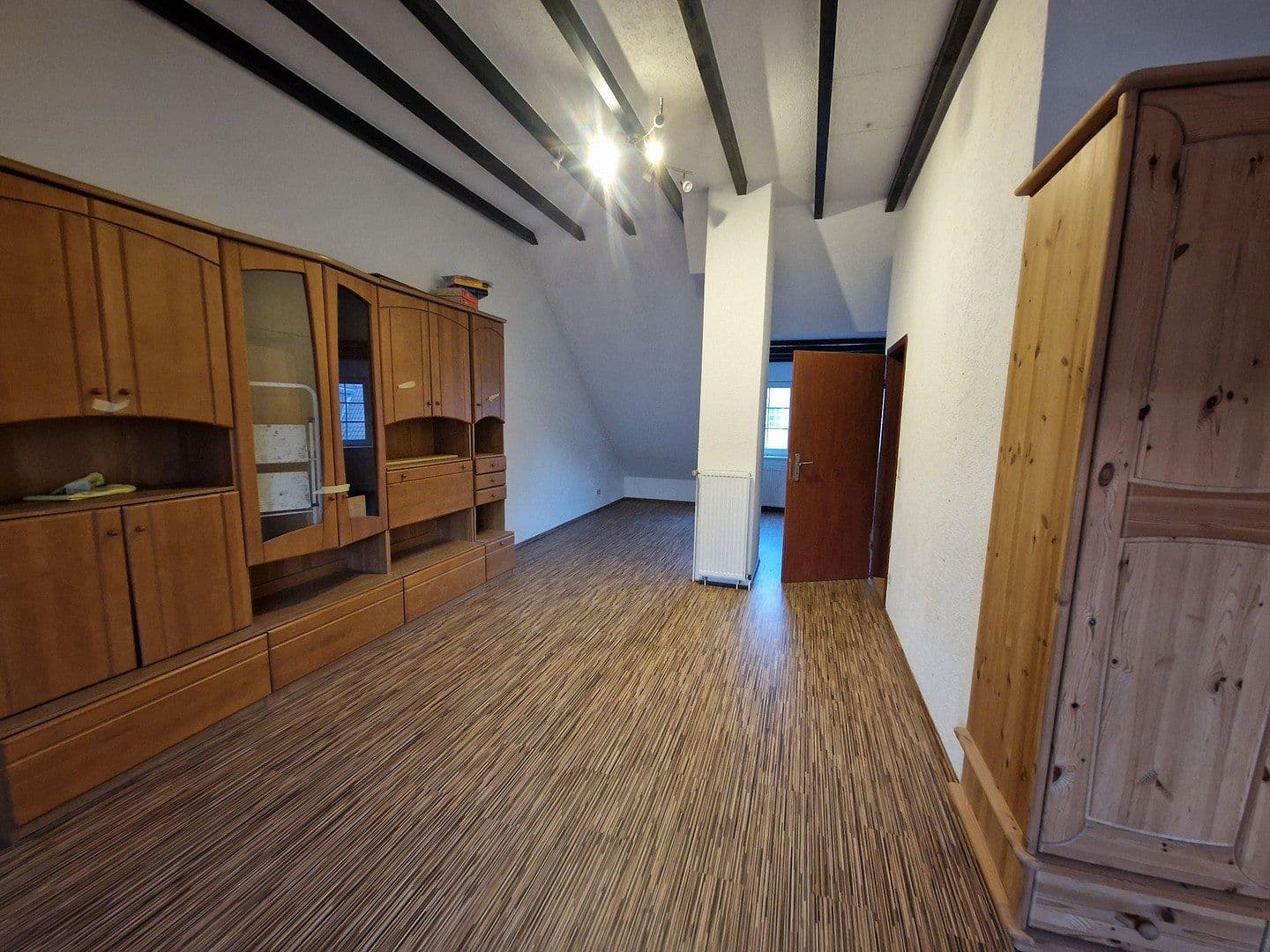 Predaj domu 140 m², pozemek 190 m², Ratingen, Severné Porýnie - Westfálsko Predaj domu 140 m², pozemek 190 m², Ratingen, Severné Porýnie - Westfálsko