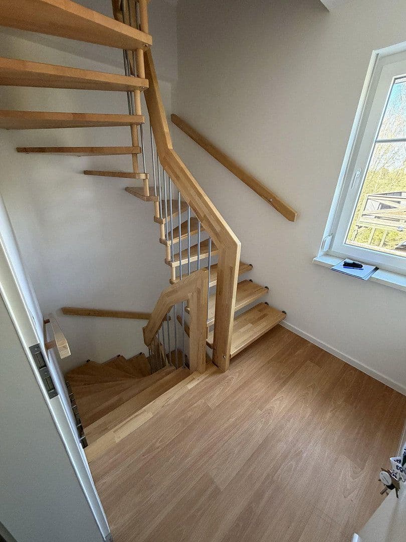 Predaj domu 150 m², pozemek 329 m², Unter den Kiefern 68, Röbel/Müritz, Meklenbursko-Predpomoransko Predaj domu 150 m², pozemek 329 m², Unter den Kiefern 68, Röbel/Müritz, Meklenbursko-Predpomoransko