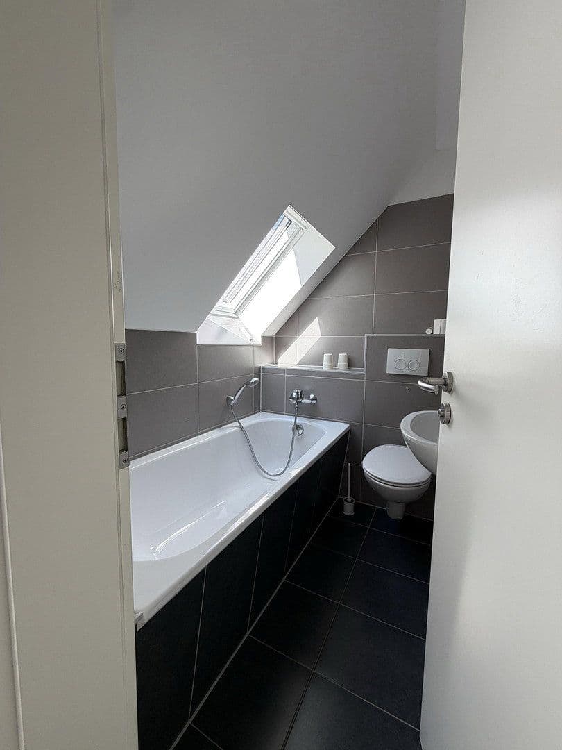 Predaj domu 150 m², pozemek 329 m², Unter den Kiefern 68, Röbel/Müritz, Meklenbursko-Predpomoransko Predaj domu 150 m², pozemek 329 m², Unter den Kiefern 68, Röbel/Müritz, Meklenbursko-Predpomoransko