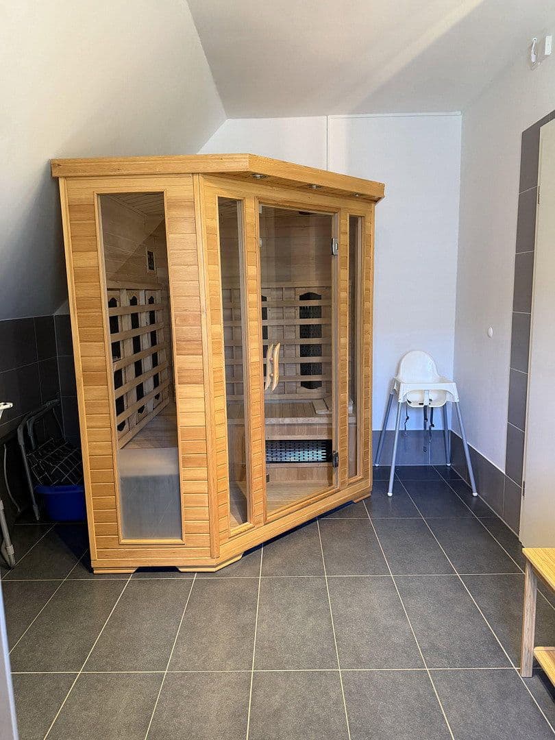 Predaj domu 150 m², pozemek 329 m², Unter den Kiefern 68, Röbel/Müritz, Meklenbursko-Predpomoransko Predaj domu 150 m², pozemek 329 m², Unter den Kiefern 68, Röbel/Müritz, Meklenbursko-Predpomoransko