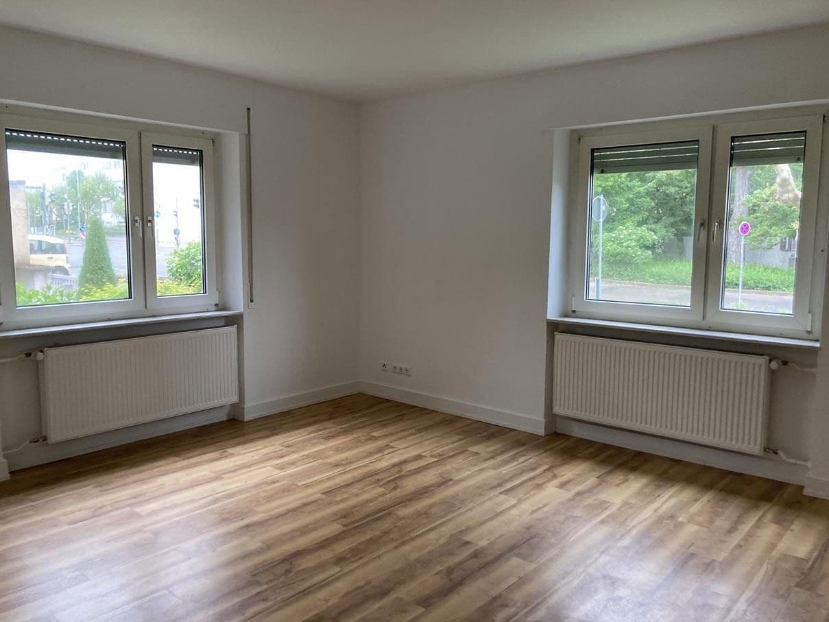 Prenájom bytu 4-izbový 91 m², Ludwigsburg, Bádensko-Wurttembersko Prenájom bytu 4-izbový 91 m², Ludwigsburg, Bádensko-Wurttembersko