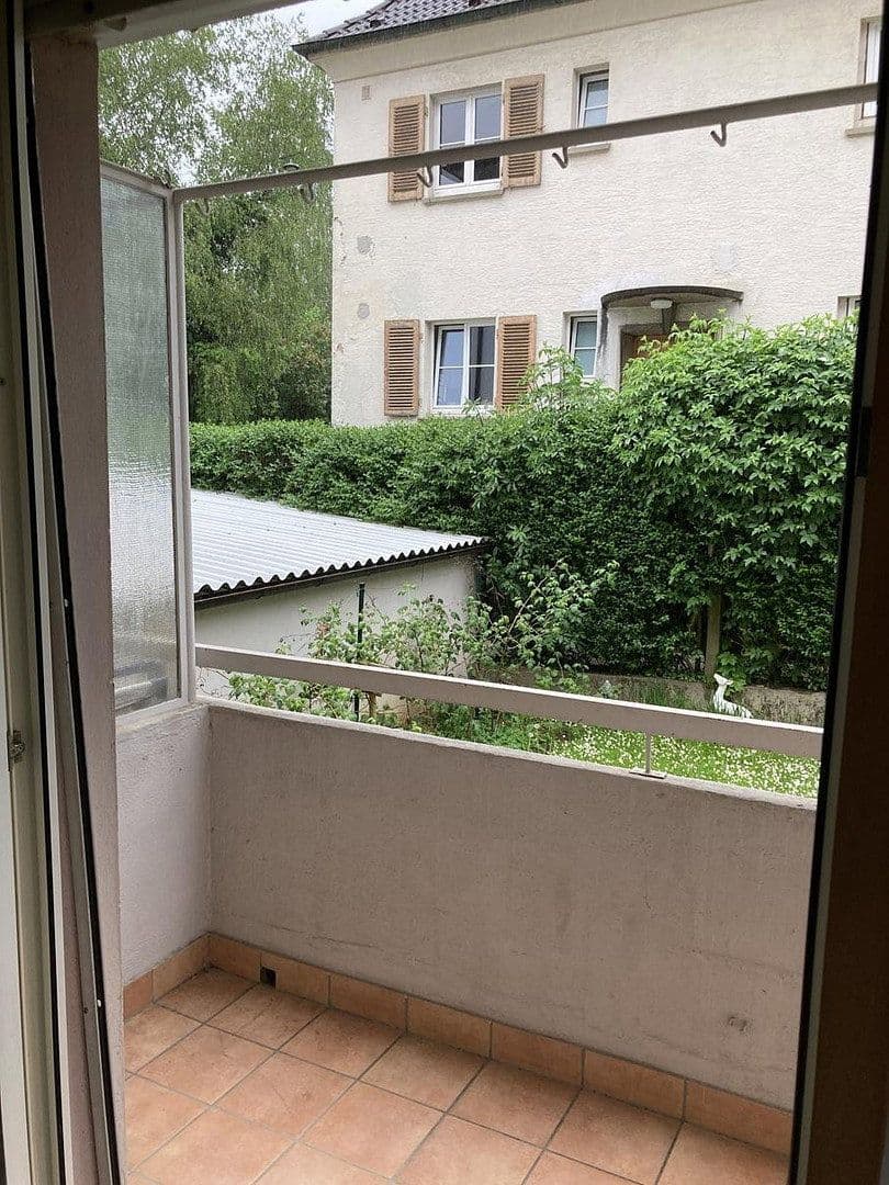 Prenájom bytu 4-izbový 91 m², Ludwigsburg, Bádensko-Wurttembersko Prenájom bytu 4-izbový 91 m², Ludwigsburg, Bádensko-Wurttembersko