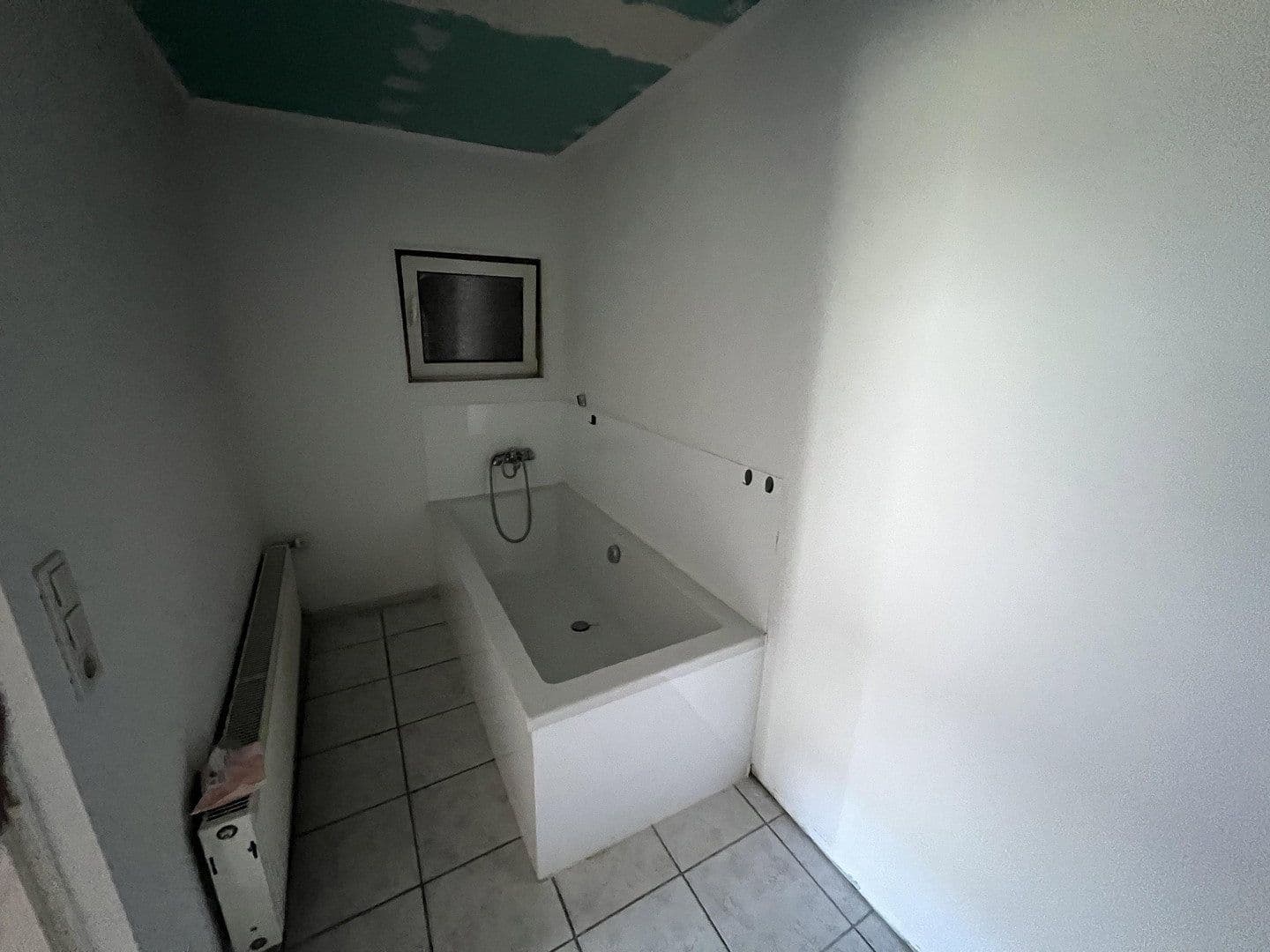 Prenájom bytu 4-izbový 114 m², Am breiten 2, Delligsen, Dolné Sasko Prenájom bytu 4-izbový 114 m², Am breiten 2, Delligsen, Dolné Sasko