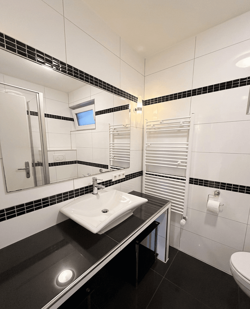 Prenájom domu 210 m², pozemek 853 m², Sulzbach/Saar, Sársko Prenájom domu 210 m², pozemek 853 m², Sulzbach/Saar, Sársko