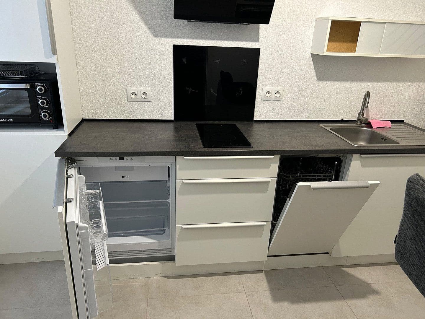 Prenájom bytu 1-izbový 25 m², Daimlerstr. 24a, Stuttgart, Bádensko-Wurttembersko Prenájom bytu 1-izbový 25 m², Daimlerstr. 24a, Stuttgart, Bádensko-Wurttembersko
