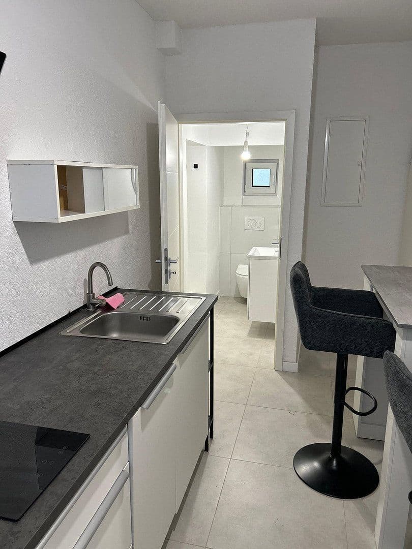 Prenájom bytu 1-izbový 25 m², Daimlerstr. 24a, Stuttgart, Bádensko-Wurttembersko Prenájom bytu 1-izbový 25 m², Daimlerstr. 24a, Stuttgart, Bádensko-Wurttembersko