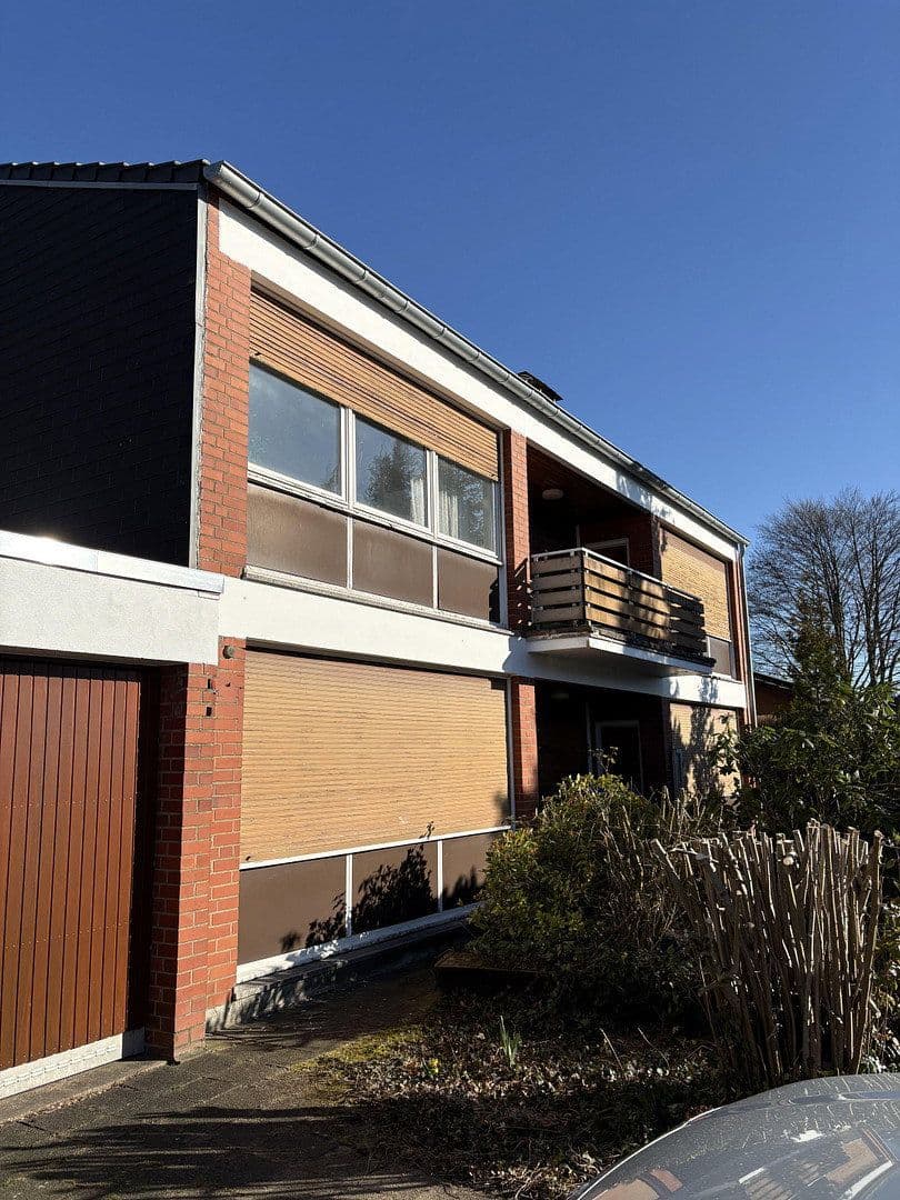 Predaj domu 400 m², pozemek 1.050 m², Bergisch Gladbach, Severné Porýnie - Westfálsko Predaj domu 400 m², pozemek 1.050 m², Bergisch Gladbach, Severné Porýnie - Westfálsko