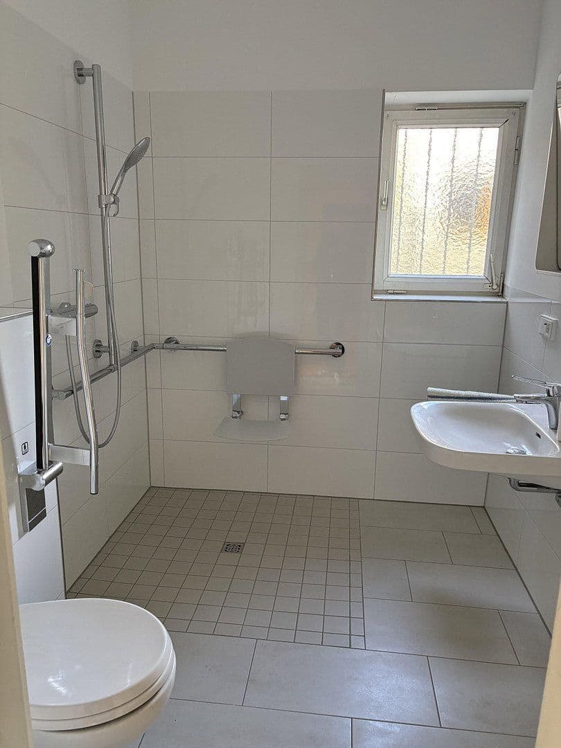 Predaj domu 400 m², pozemek 1.050 m², Bergisch Gladbach, Severné Porýnie - Westfálsko Predaj domu 400 m², pozemek 1.050 m², Bergisch Gladbach, Severné Porýnie - Westfálsko