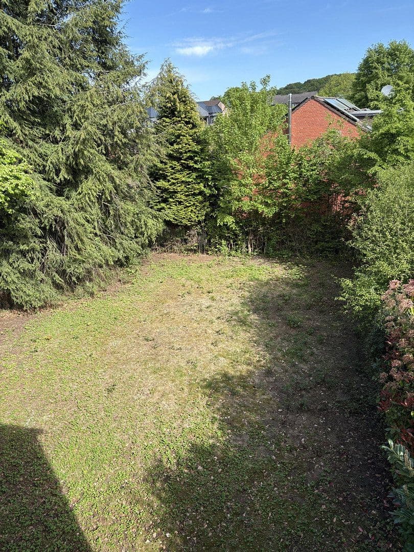 Predaj domu 400 m², pozemek 1.050 m², Bergisch Gladbach, Severné Porýnie - Westfálsko Predaj domu 400 m², pozemek 1.050 m², Bergisch Gladbach, Severné Porýnie - Westfálsko