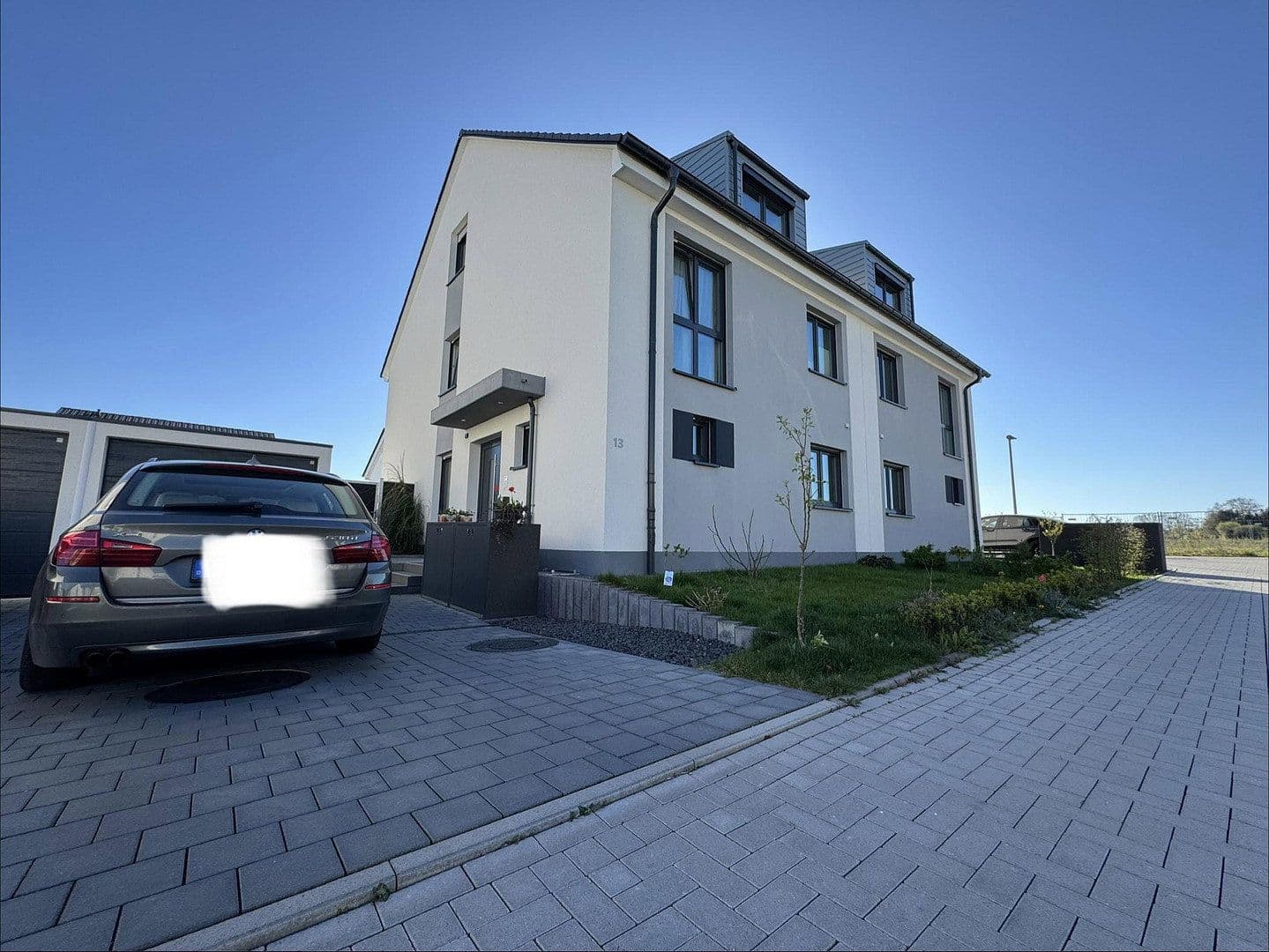 Prenájom domu 192 m², pozemek 353 m², Mirabellenweg 13, Wiesbaden, Hesensko Prenájom domu 192 m², pozemek 353 m², Mirabellenweg 13, Wiesbaden, Hesensko