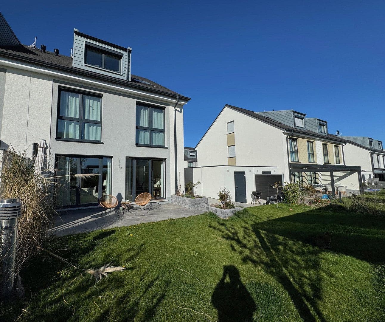 Prenájom domu 192 m², pozemek 353 m², Mirabellenweg 13, Wiesbaden, Hesensko Prenájom domu 192 m², pozemek 353 m², Mirabellenweg 13, Wiesbaden, Hesensko