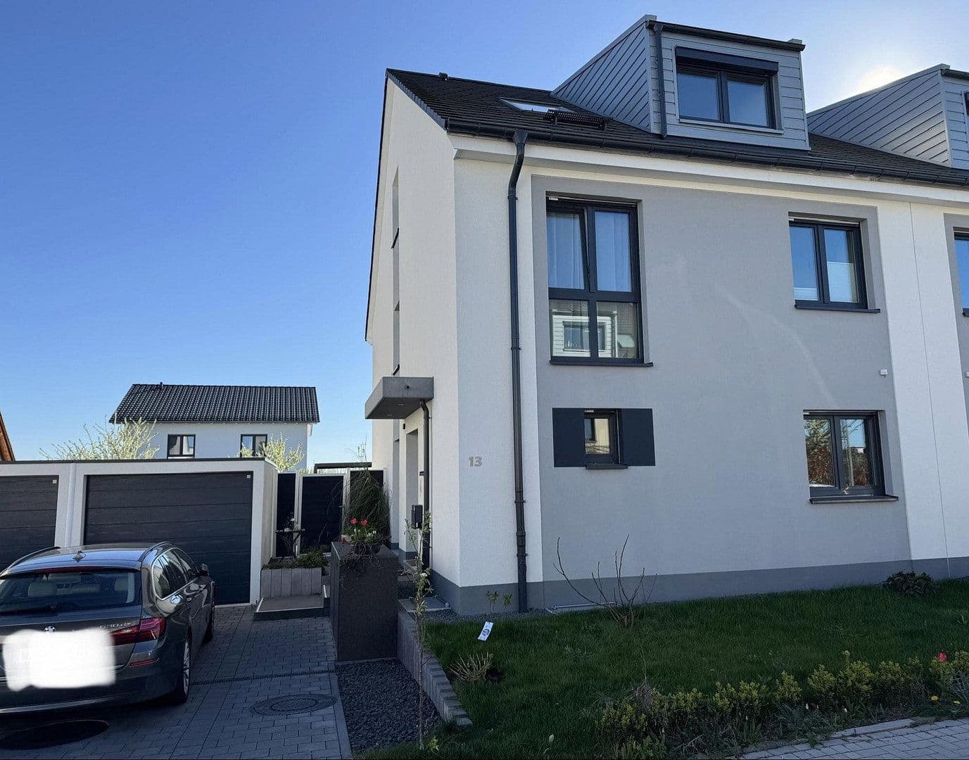 Prenájom domu 192 m², pozemek 353 m², Mirabellenweg 13, Wiesbaden, Hesensko Prenájom domu 192 m², pozemek 353 m², Mirabellenweg 13, Wiesbaden, Hesensko