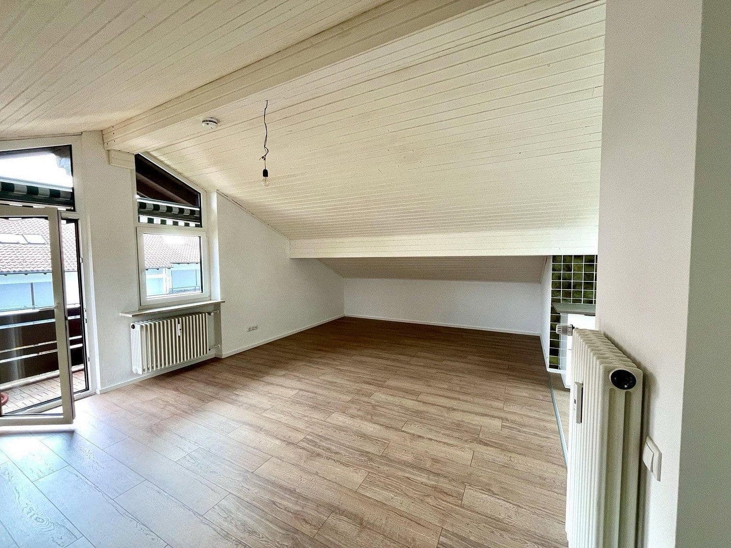 Prenájom bytu 1-izbový 64 m², Krokusstraße 30, Bergen, Bavorsko Prenájom bytu 1-izbový 64 m², Krokusstraße 30, Bergen, Bavorsko
