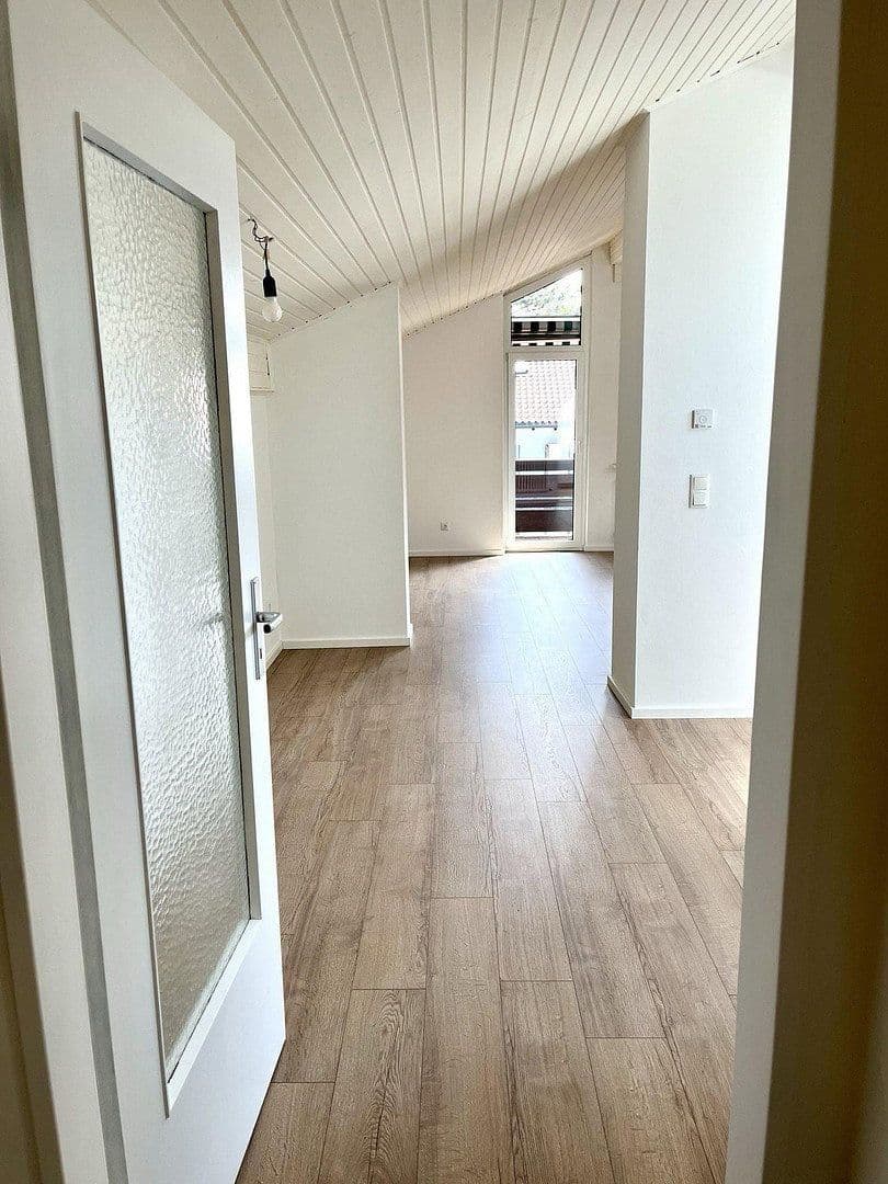 Prenájom bytu 1-izbový 64 m², Krokusstraße 30, Bergen, Bavorsko Prenájom bytu 1-izbový 64 m², Krokusstraße 30, Bergen, Bavorsko