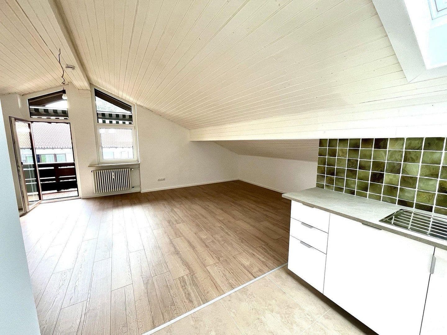 Prenájom bytu 1-izbový 64 m², Krokusstraße 30, Bergen, Bavorsko Prenájom bytu 1-izbový 64 m², Krokusstraße 30, Bergen, Bavorsko