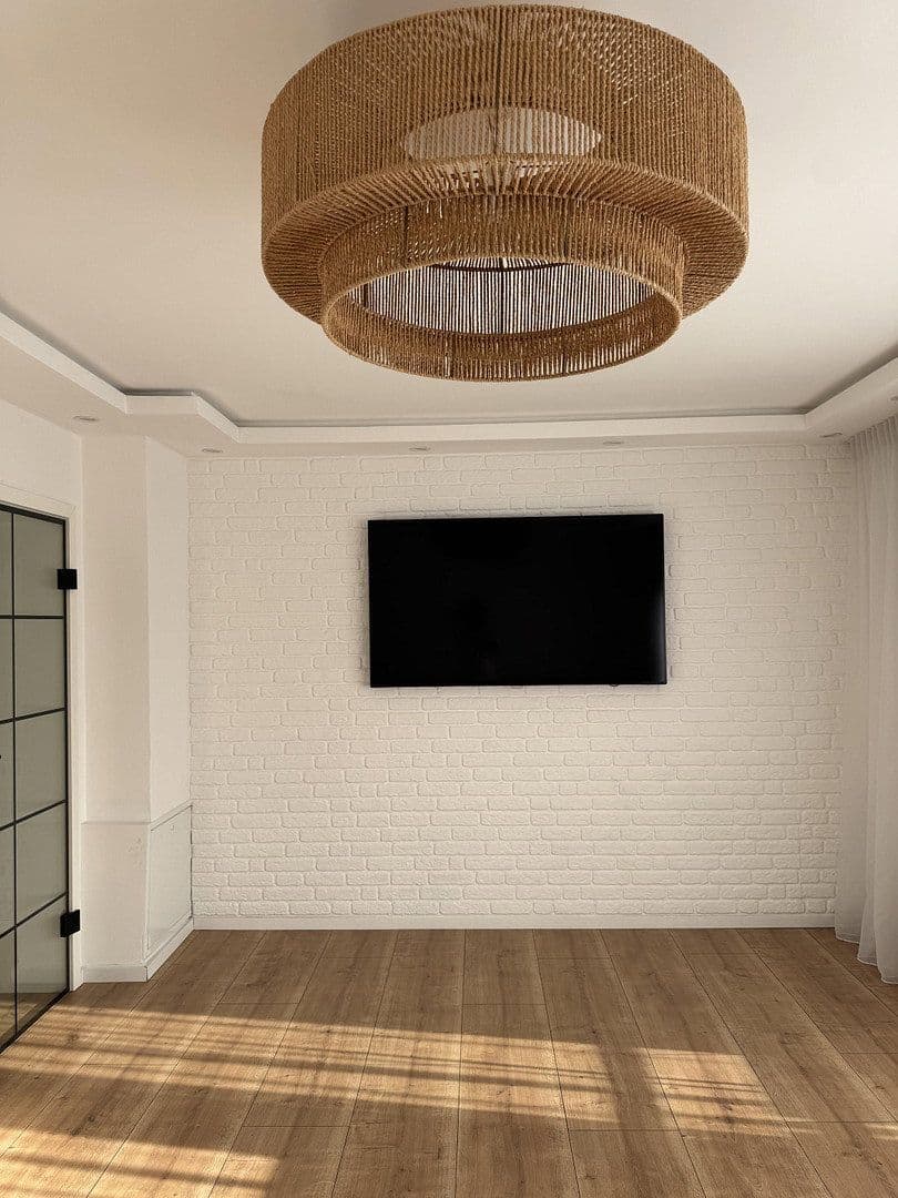 Prenájom bytu 3-izbový 85 m², Frankfurt am Main, Hesensko Prenájom bytu 3-izbový 85 m², Frankfurt am Main, Hesensko