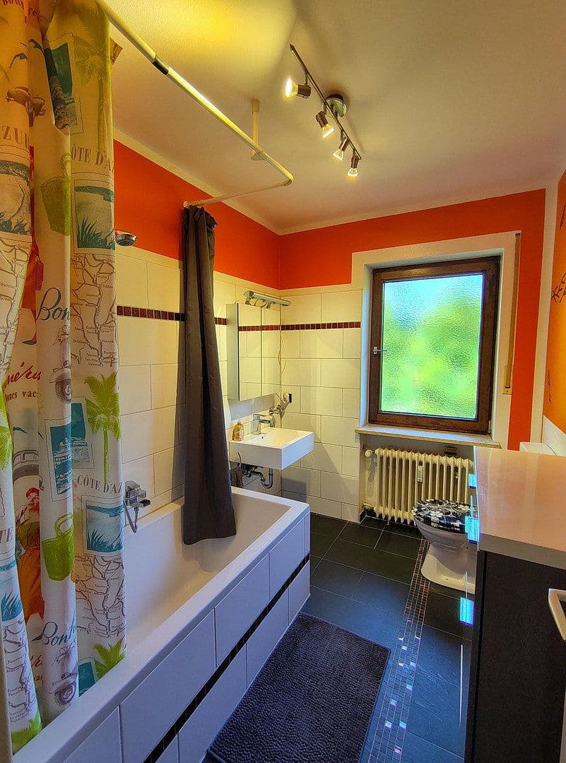 Predaj domu 230 m², pozemek 837 m², Gröbenzell, Bavorsko Predaj domu 230 m², pozemek 837 m², Gröbenzell, Bavorsko