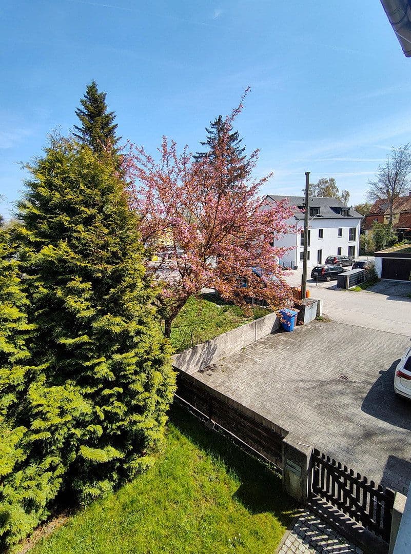 Predaj domu 230 m², pozemek 837 m², Gröbenzell, Bavorsko Predaj domu 230 m², pozemek 837 m², Gröbenzell, Bavorsko