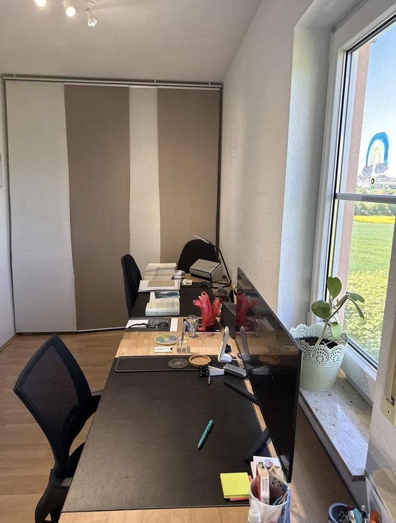 Predaj domu 116 m², pozemek 255 m², Nidderau, Hesensko Predaj domu 116 m², pozemek 255 m², Nidderau, Hesensko