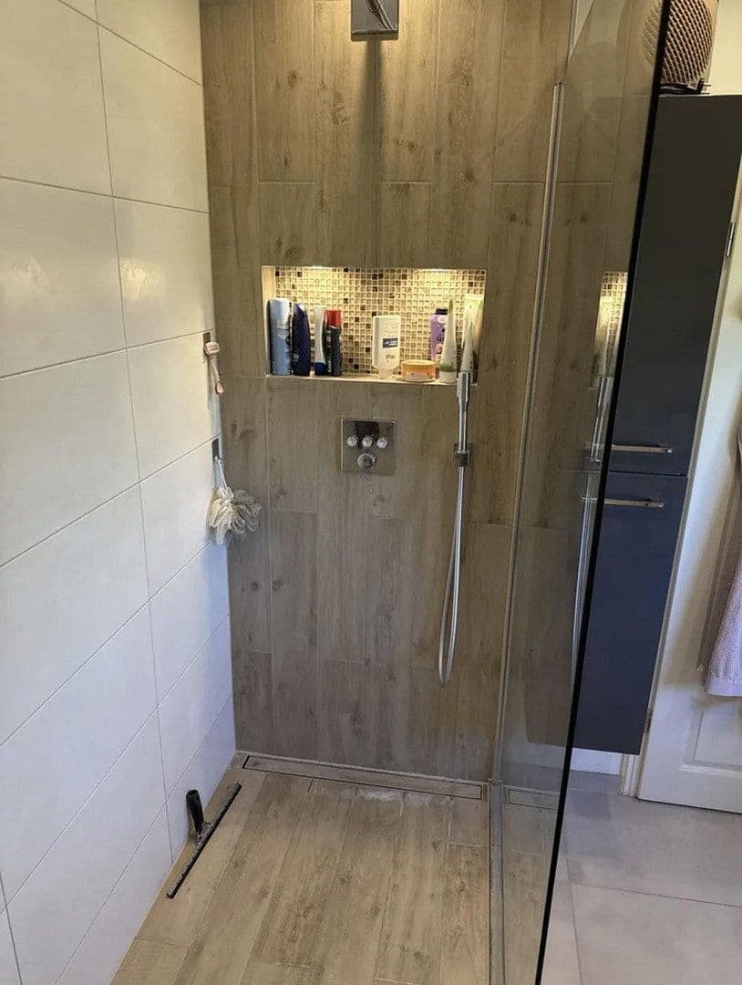 Predaj domu 116 m², pozemek 255 m², Nidderau, Hesensko Predaj domu 116 m², pozemek 255 m², Nidderau, Hesensko