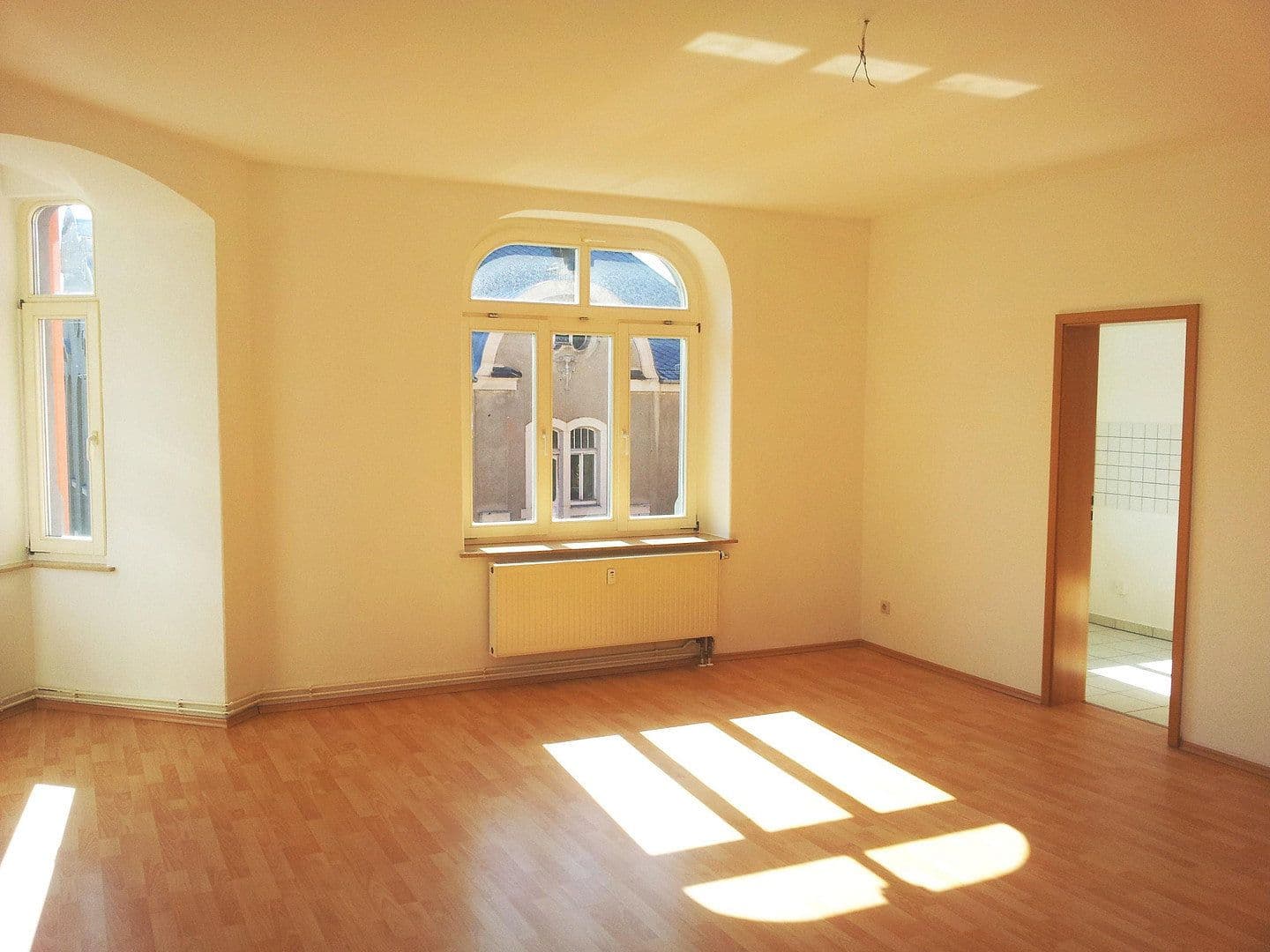 Prenájom bytu 2-izbový 56 m², Conrad Clauß Straße 20, Hohenstein-Ernstthal, Sasko Prenájom bytu 2-izbový 56 m², Conrad Clauß Straße 20, Hohenstein-Ernstthal, Sasko