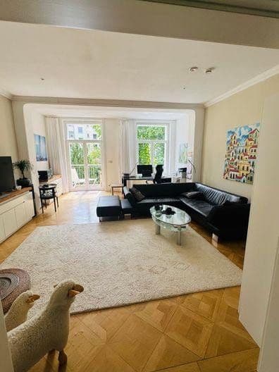 Predaj domu 350 m², pozemek 325 m², Hannover, Dolné Sasko Predaj domu 350 m², pozemek 325 m², Hannover, Dolné Sasko