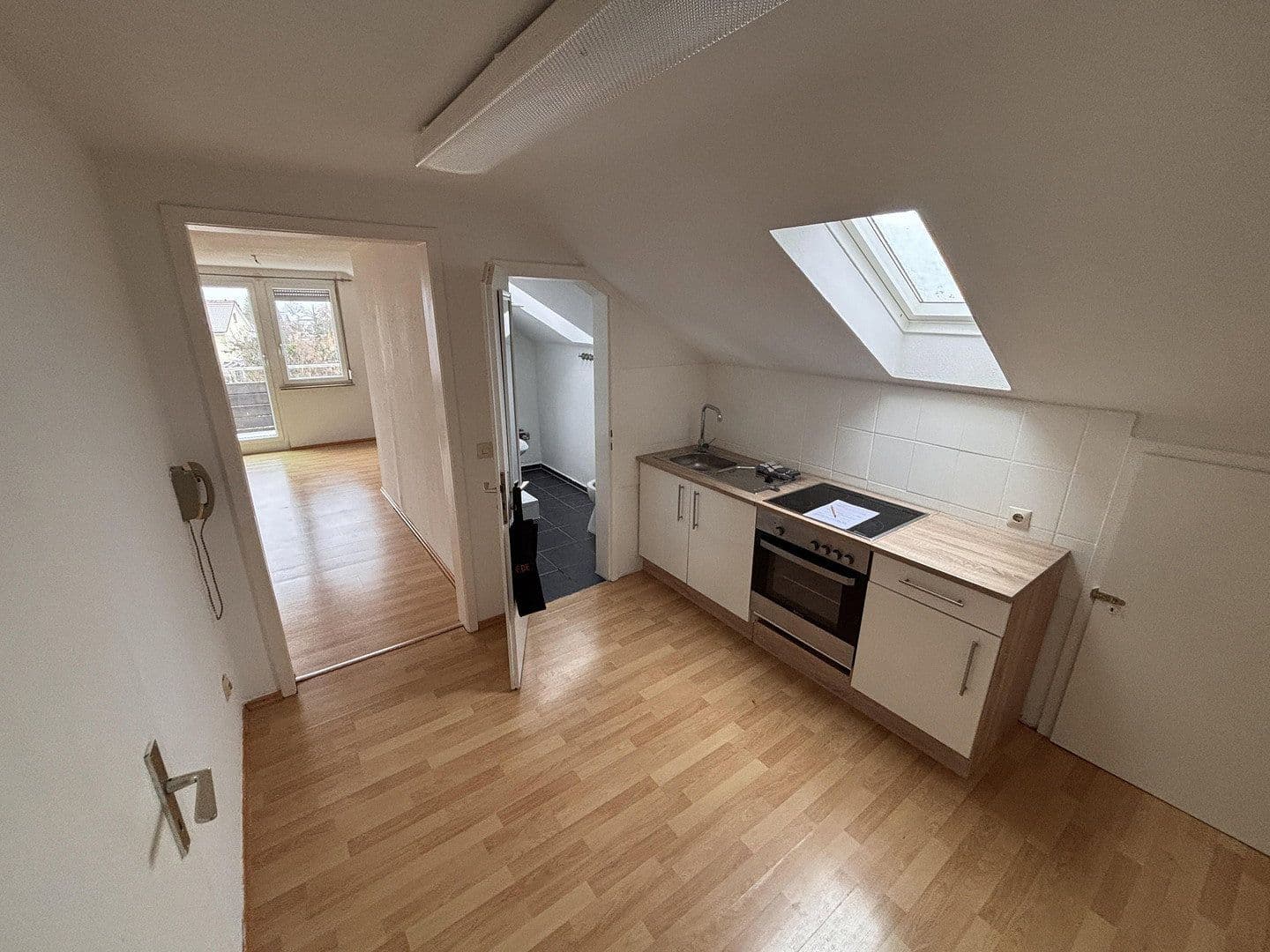 Prenájom bytu 2-izbový 40 m², Schwäbisch Gmünd, Bádensko-Wurttembersko Prenájom bytu 2-izbový 40 m², Schwäbisch Gmünd, Bádensko-Wurttembersko
