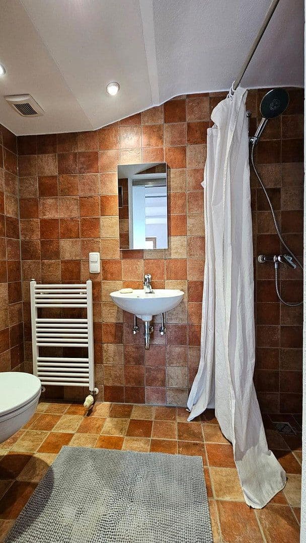 Prenájom domu 320 m², pozemek 730 m², Hofheim am Taunus, Hesensko Prenájom domu 320 m², pozemek 730 m², Hofheim am Taunus, Hesensko