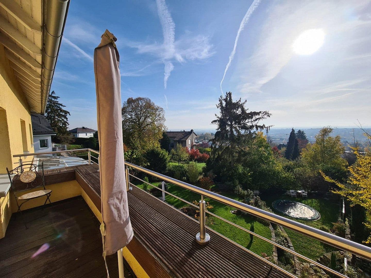 Prenájom domu 320 m², pozemek 730 m², Hofheim am Taunus, Hesensko Prenájom domu 320 m², pozemek 730 m², Hofheim am Taunus, Hesensko