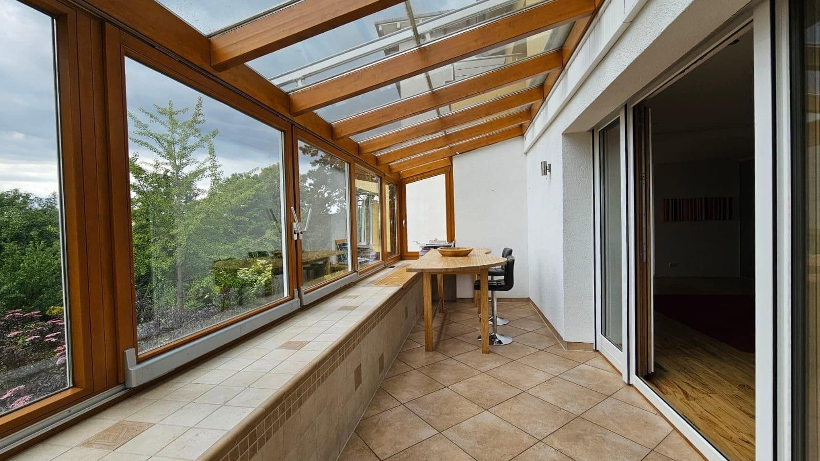 Prenájom domu 320 m², pozemek 730 m², Hofheim am Taunus, Hesensko Prenájom domu 320 m², pozemek 730 m², Hofheim am Taunus, Hesensko