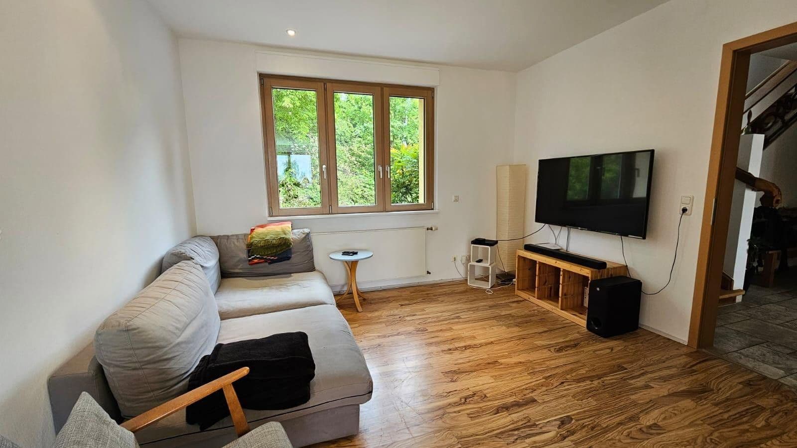 Prenájom domu 320 m², pozemek 730 m², Hofheim am Taunus, Hesensko Prenájom domu 320 m², pozemek 730 m², Hofheim am Taunus, Hesensko