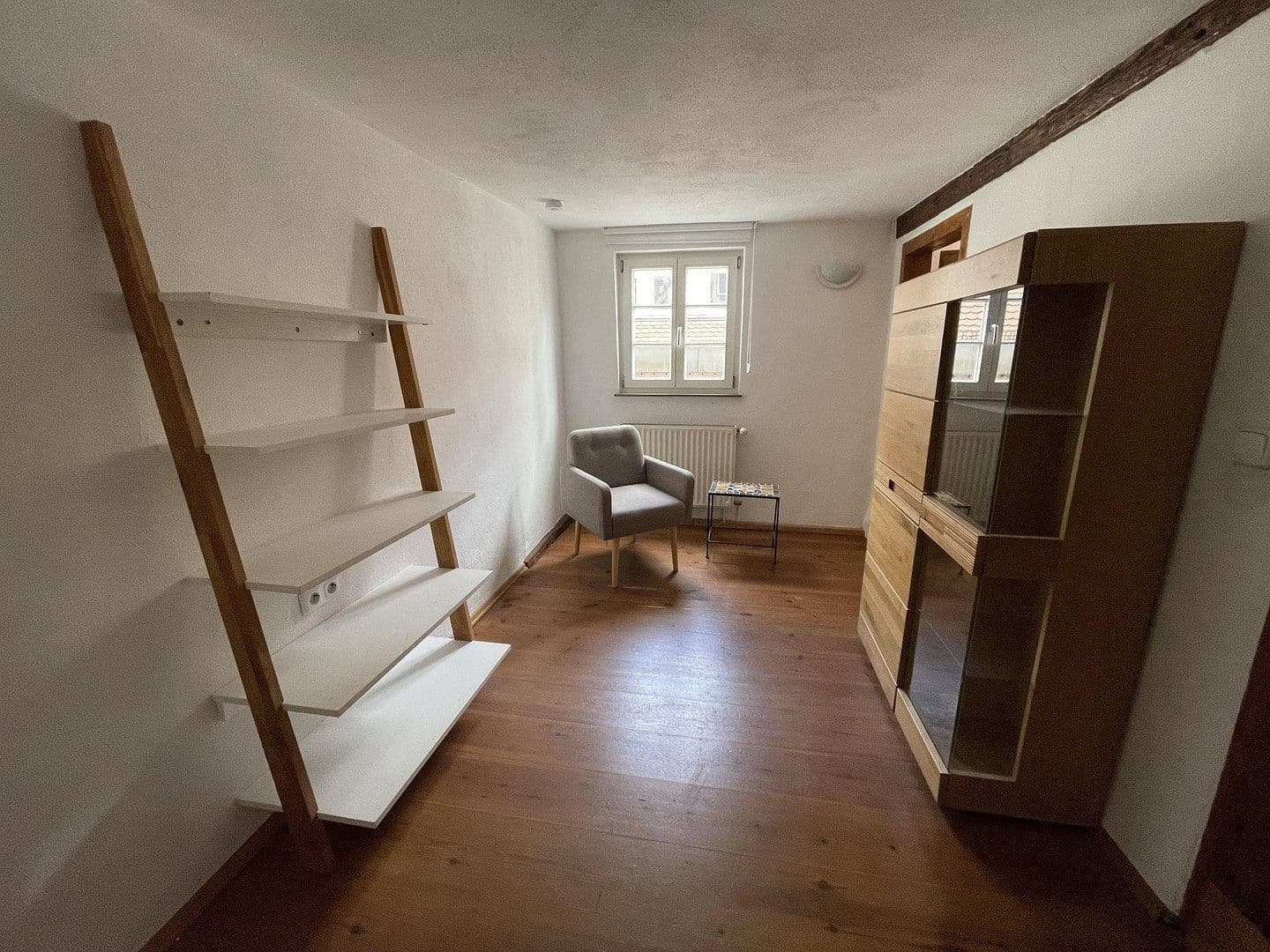 Prenájom bytu 6-izbový 125 m², Vordere Schmiedgasse 9, Schwäbisch Gmünd, Bádensko-Wurttembersko Prenájom bytu 6-izbový 125 m², Vordere Schmiedgasse 9, Schwäbisch Gmünd, Bádensko-Wurttembersko