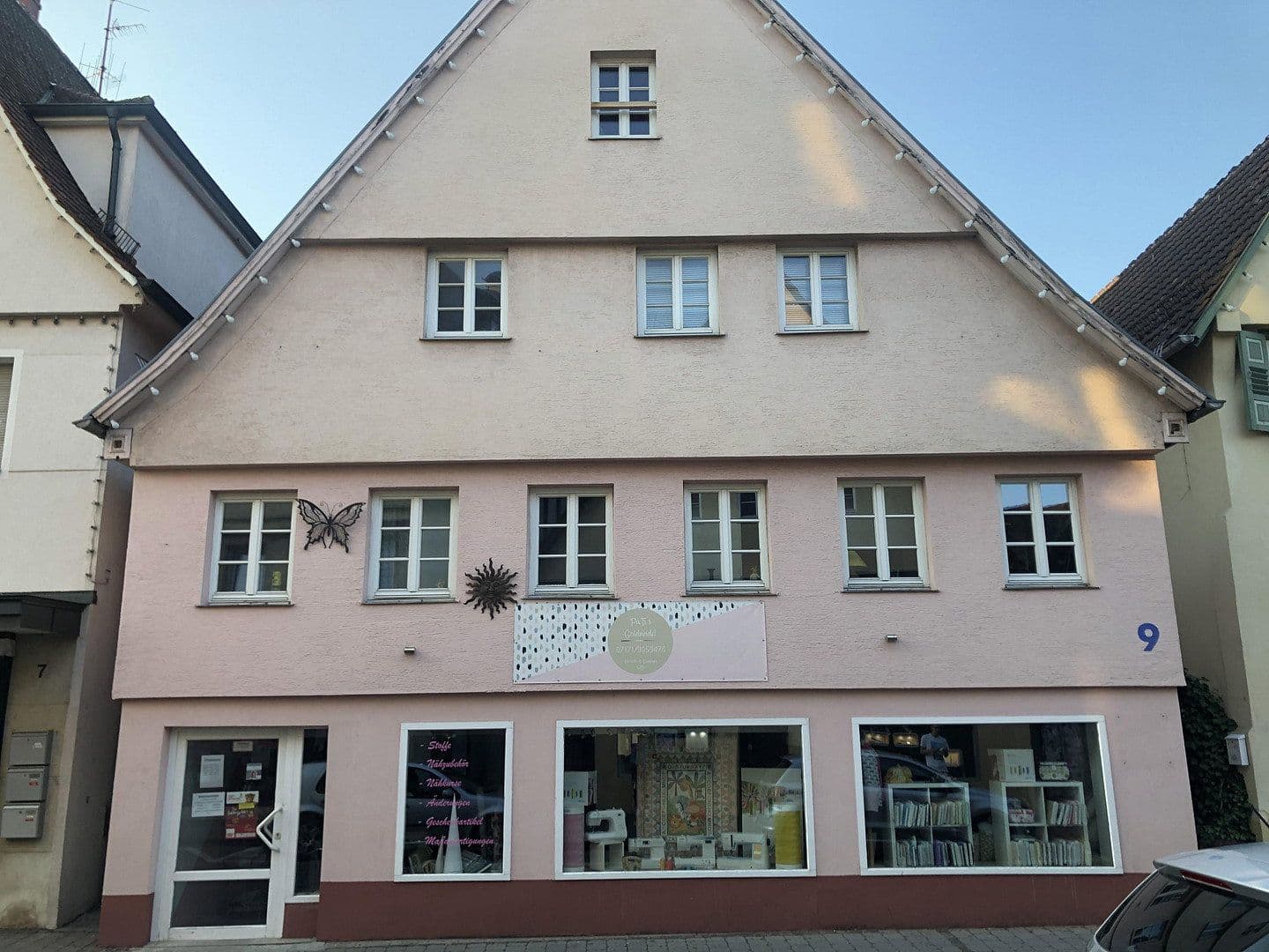 Prenájom bytu 6-izbový 125 m², Vordere Schmiedgasse 9, Schwäbisch Gmünd, Bádensko-Wurttembersko Prenájom bytu 6-izbový 125 m², Vordere Schmiedgasse 9, Schwäbisch Gmünd, Bádensko-Wurttembersko