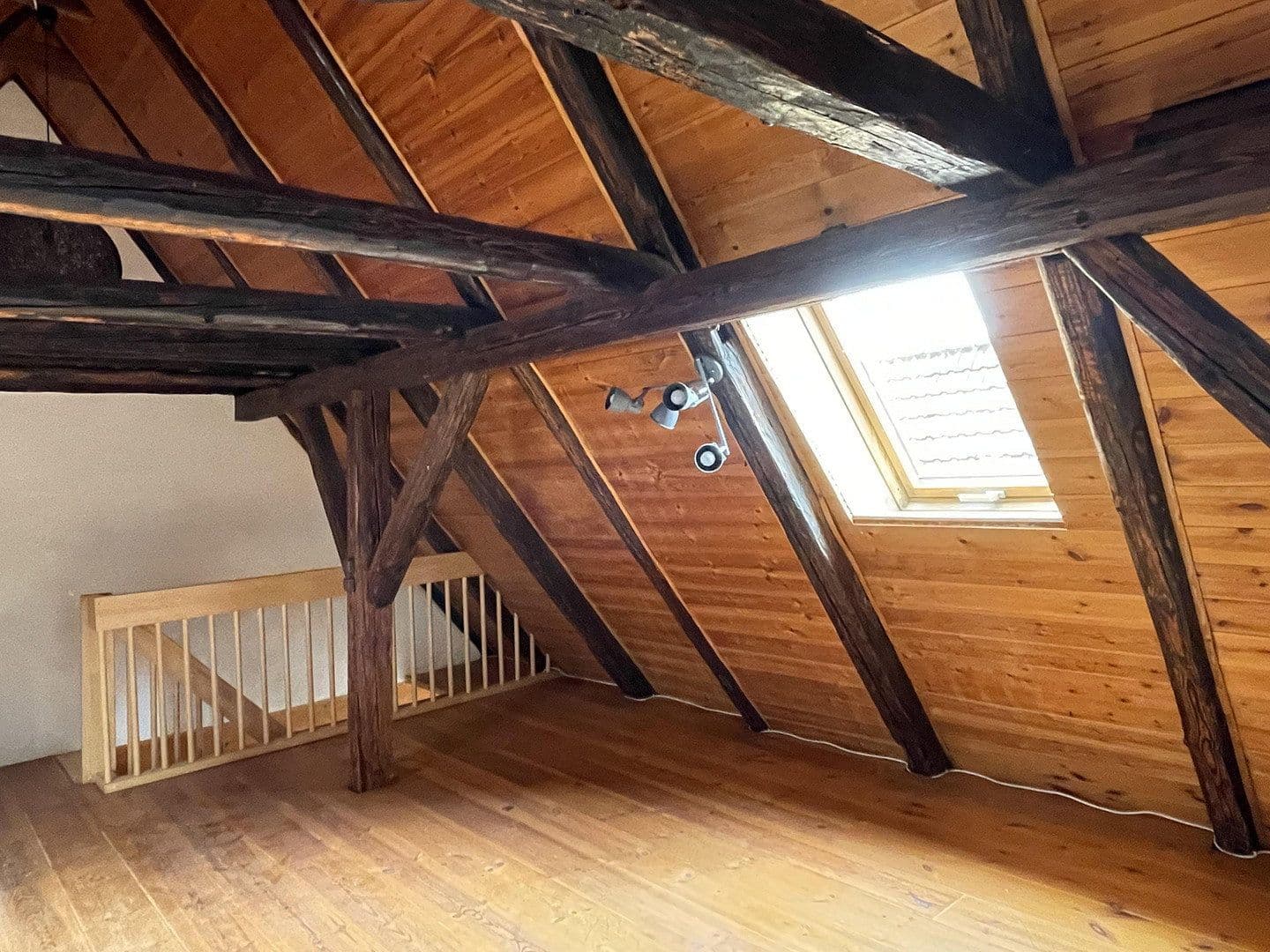 Prenájom bytu 6-izbový 125 m², Vordere Schmiedgasse 9, Schwäbisch Gmünd, Bádensko-Wurttembersko Prenájom bytu 6-izbový 125 m², Vordere Schmiedgasse 9, Schwäbisch Gmünd, Bádensko-Wurttembersko