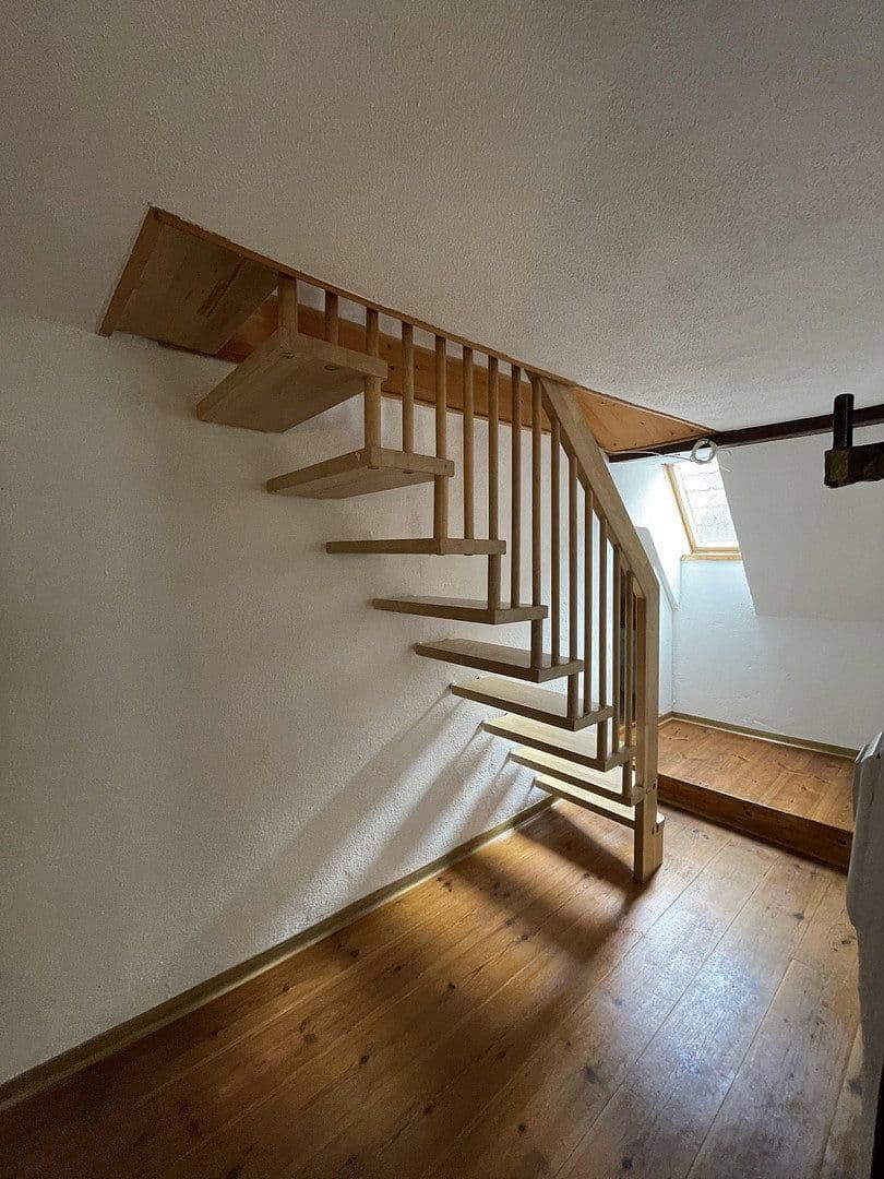 Prenájom bytu 6-izbový 125 m², Vordere Schmiedgasse 9, Schwäbisch Gmünd, Bádensko-Wurttembersko Prenájom bytu 6-izbový 125 m², Vordere Schmiedgasse 9, Schwäbisch Gmünd, Bádensko-Wurttembersko