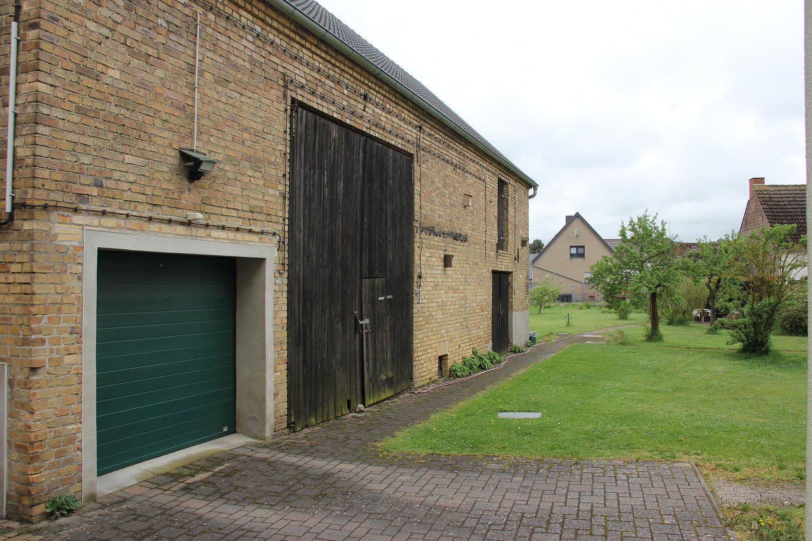 Predaj domu 200 m², pozemek 1.233 m², Jessen (Elster), Sasko-Anhaltsko Predaj domu 200 m², pozemek 1.233 m², Jessen (Elster), Sasko-Anhaltsko