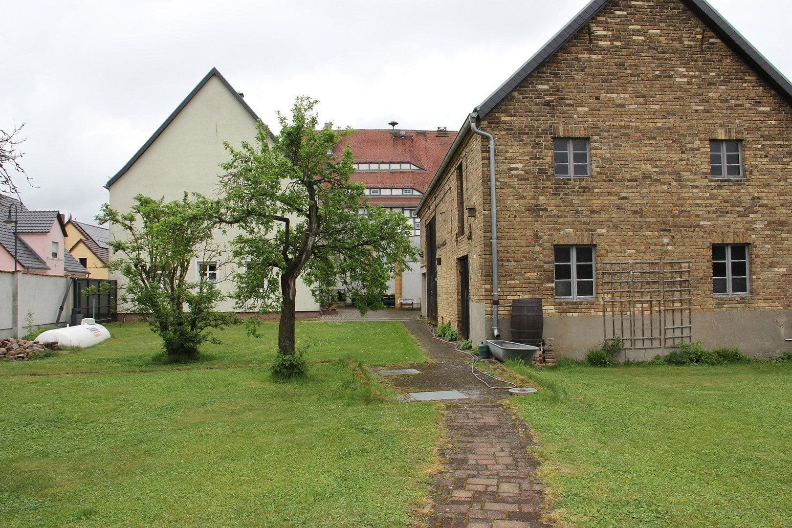 Predaj domu 200 m², pozemek 1.233 m², Jessen (Elster), Sasko-Anhaltsko Predaj domu 200 m², pozemek 1.233 m², Jessen (Elster), Sasko-Anhaltsko