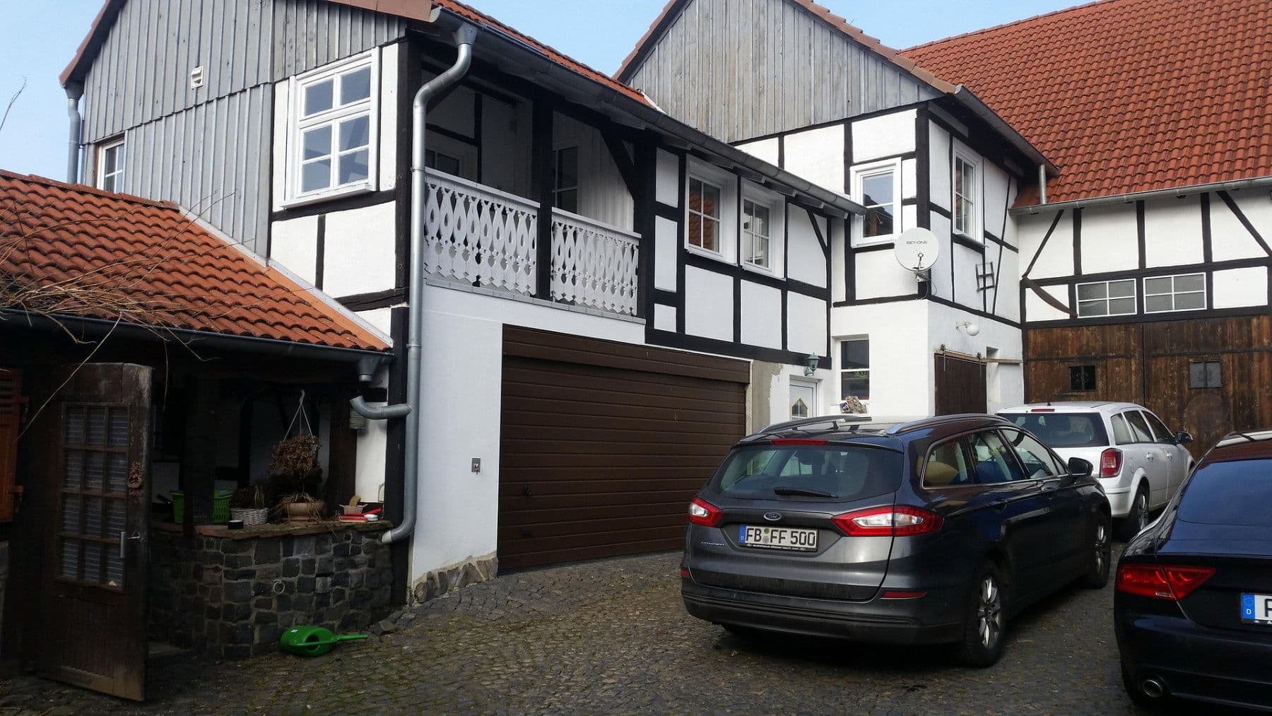 Predaj domu 250 m², pozemek 831 m², Niddaer Str. 28, Reichelsheim (Wetterau), Hesensko Predaj domu 250 m², pozemek 831 m², Niddaer Str. 28, Reichelsheim (Wetterau), Hesensko