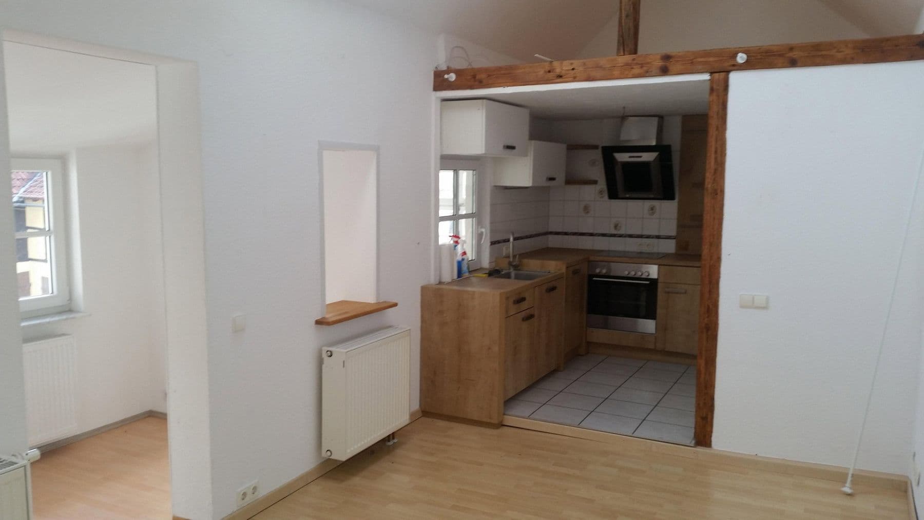 Predaj domu 250 m², pozemek 831 m², Niddaer Str. 28, Reichelsheim (Wetterau), Hesensko Predaj domu 250 m², pozemek 831 m², Niddaer Str. 28, Reichelsheim (Wetterau), Hesensko