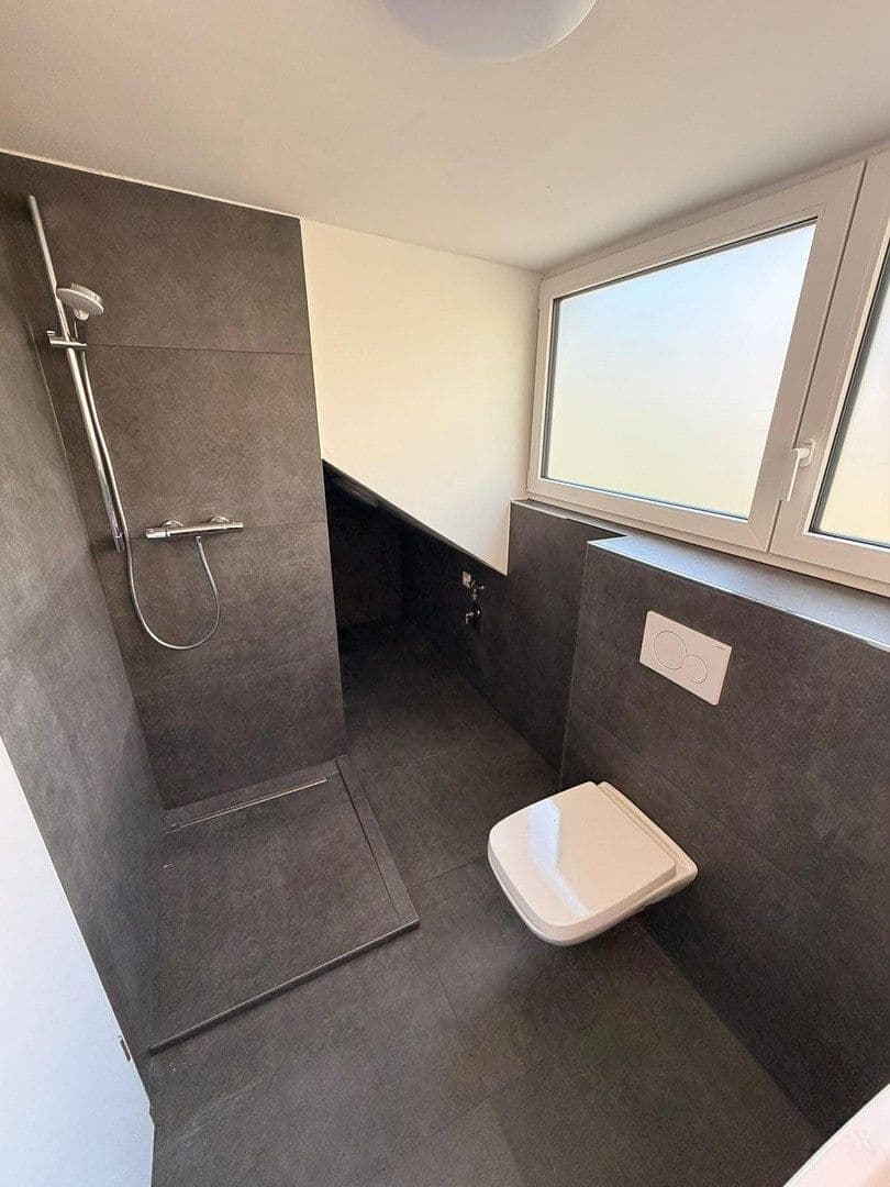 Prenájom domu 105 m², pozemek 30 m², Mörfelden-Walldorf, Hesensko Prenájom domu 105 m², pozemek 30 m², Mörfelden-Walldorf, Hesensko