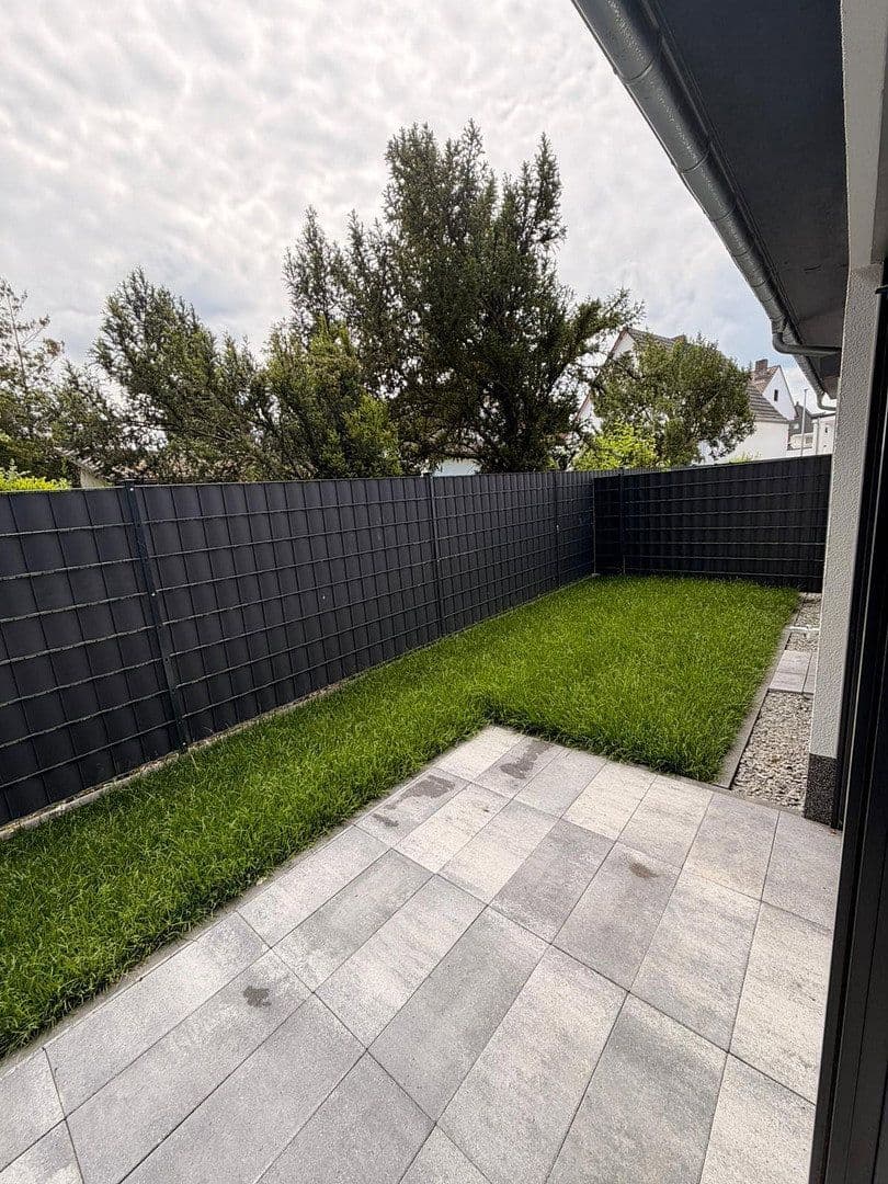 Prenájom domu 105 m², pozemek 30 m², Mörfelden-Walldorf, Hesensko Prenájom domu 105 m², pozemek 30 m², Mörfelden-Walldorf, Hesensko