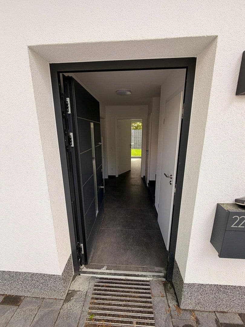 Prenájom domu 105 m², pozemek 30 m², Mörfelden-Walldorf, Hesensko Prenájom domu 105 m², pozemek 30 m², Mörfelden-Walldorf, Hesensko