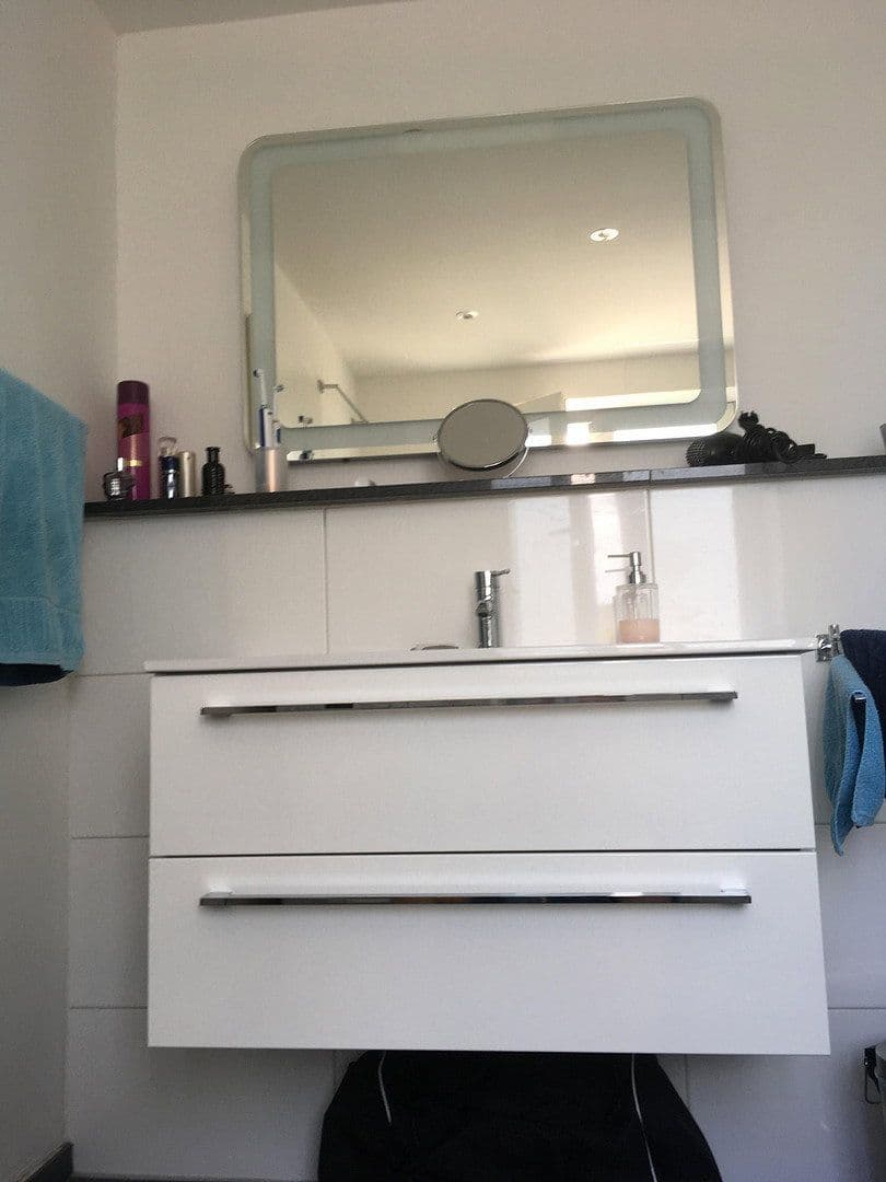 Predaj bytu 2-izbový 86 m², Obere Siegstraße 25c, Hennef (Sieg), Severné Porýnie - Westfálsko Predaj bytu 2-izbový 86 m², Obere Siegstraße 25c, Hennef (Sieg), Severné Porýnie - Westfálsko