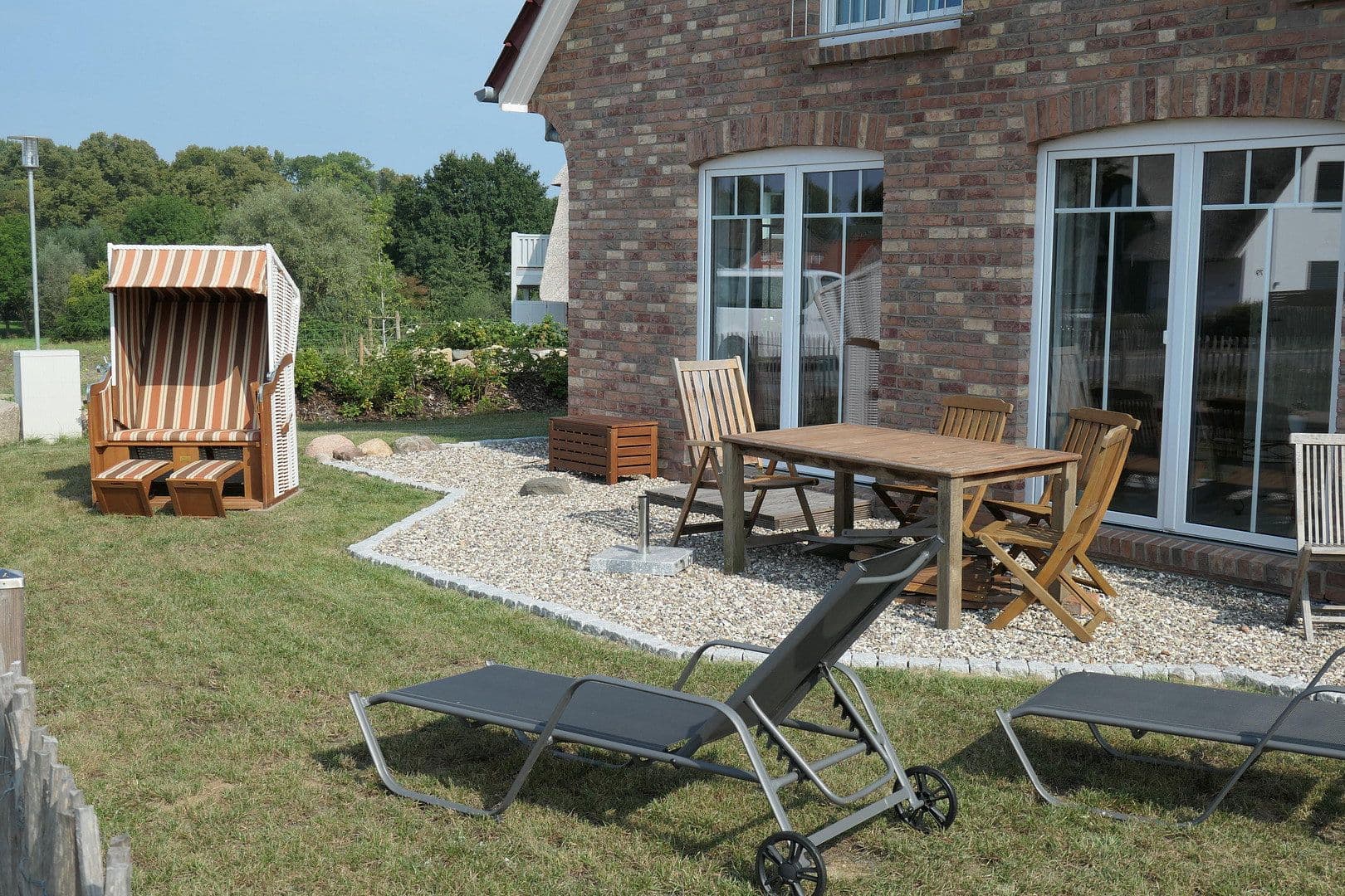 Predaj domu 162 m², pozemek 508 m², Binsenkoppel 38, Kalkhorst, Meklenbursko-Predpomoransko Predaj domu 162 m², pozemek 508 m², Binsenkoppel 38, Kalkhorst, Meklenbursko-Predpomoransko