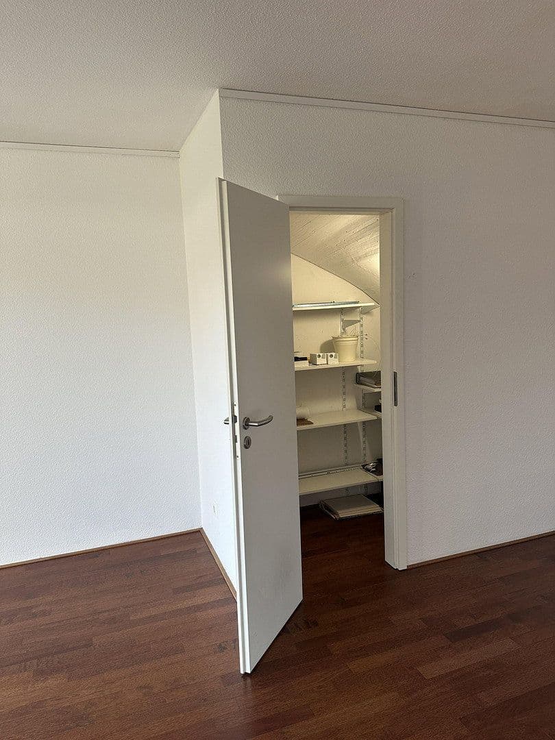 Predaj domu 81 m², pozemek 130 m², Laatzen, Dolné Sasko Predaj domu 81 m², pozemek 130 m², Laatzen, Dolné Sasko