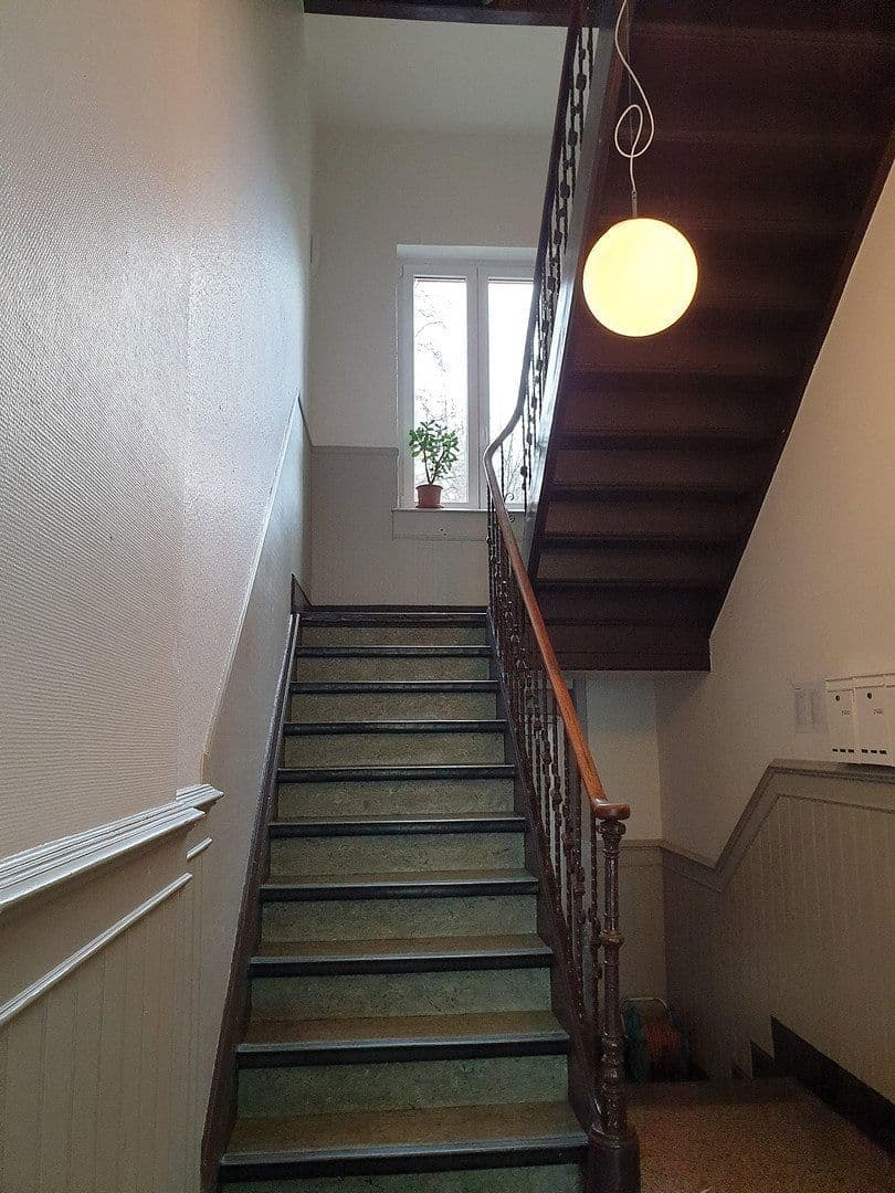 Prenájom bytu 3-izbový 74 m², Königsteiner Straße 40d, Frankfurt am Main, Hesensko Prenájom bytu 3-izbový 74 m², Königsteiner Straße 40d, Frankfurt am Main, Hesensko