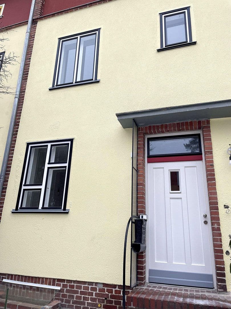 Predaj domu 120 m², pozemek 165 m², Hochsitzweg 115, Berlin, Berlín Predaj domu 120 m², pozemek 165 m², Hochsitzweg 115, Berlin, Berlín