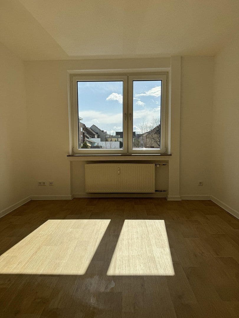 Prenájom bytu 1-izbový 33 m², Oberhausen, Severné Porýnie - Westfálsko Prenájom bytu 1-izbový 33 m², Oberhausen, Severné Porýnie - Westfálsko