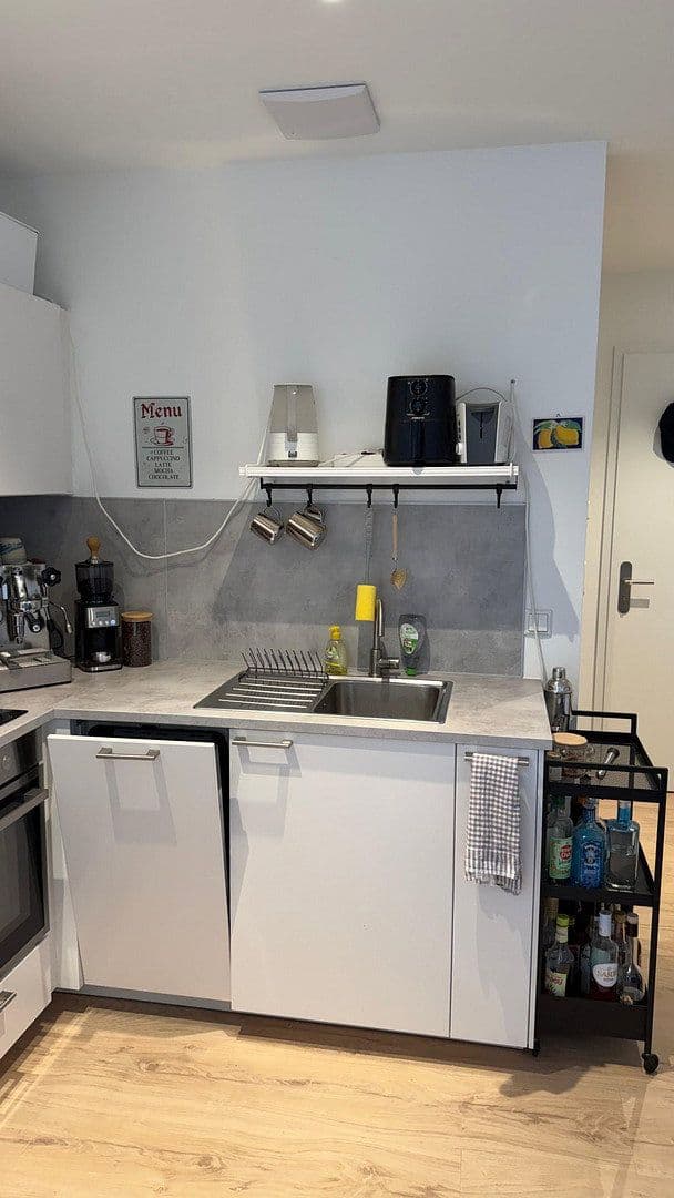 Prenájom bytu 1-izbový 38 m², Erlangen, Bavorsko Prenájom bytu 1-izbový 38 m², Erlangen, Bavorsko